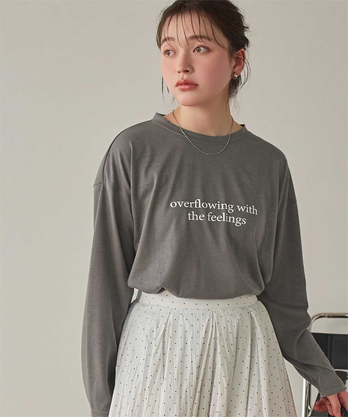 titivate「文字プリントシアーロングTシャツ」|Tシャツ・カットソー|チャコール