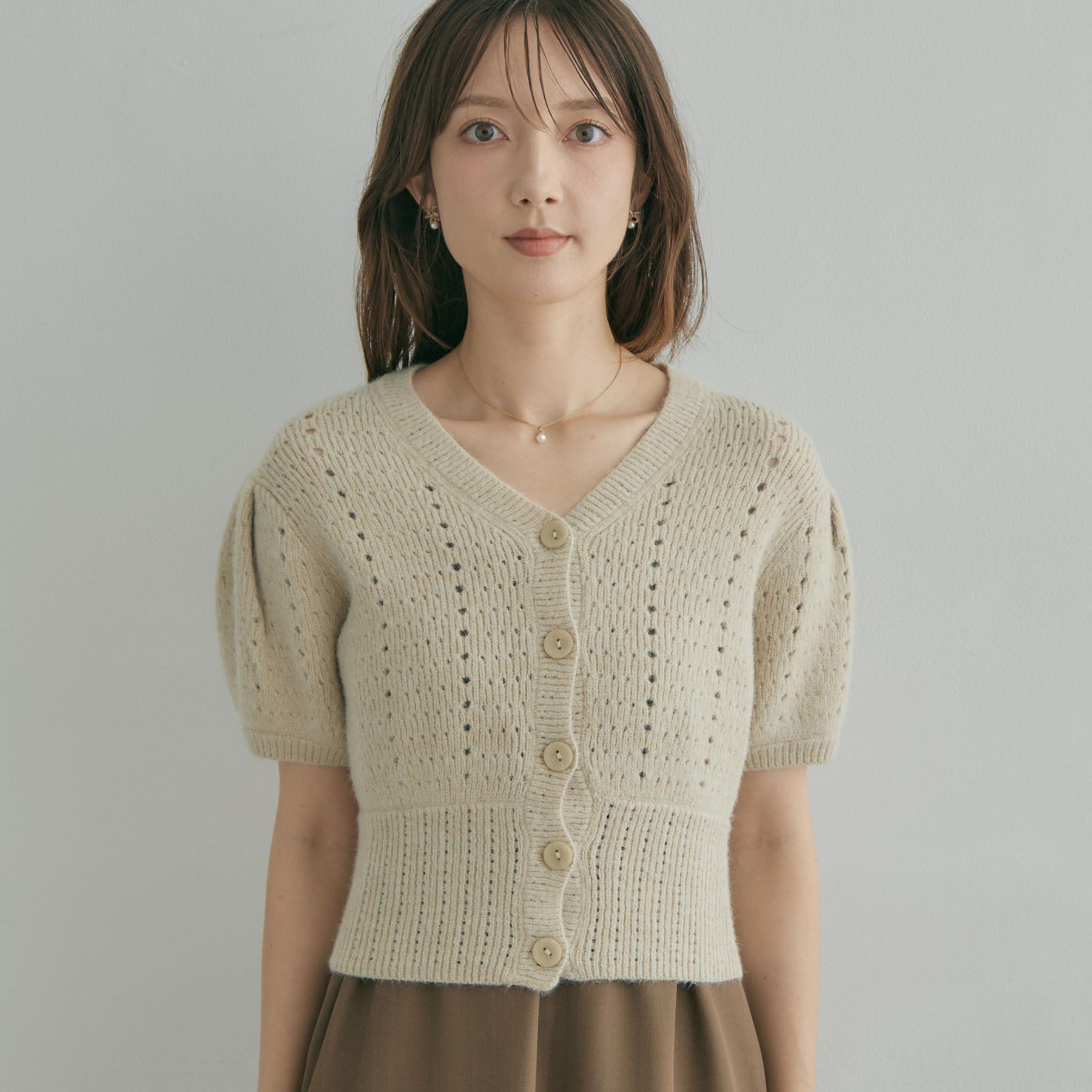Couture broach「透かし編みVネックカーディガン」|カーディガン|