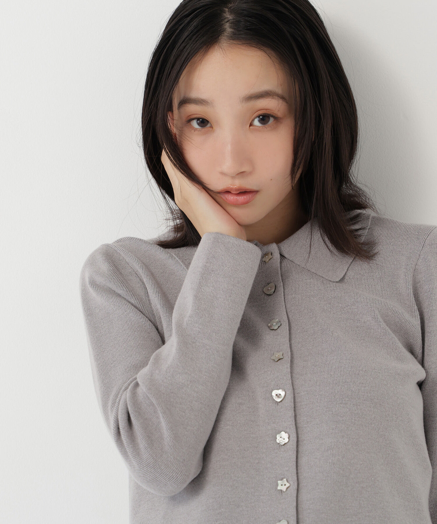  「襟付アソートボタンカーディガン」|ニット・セーター|グレー