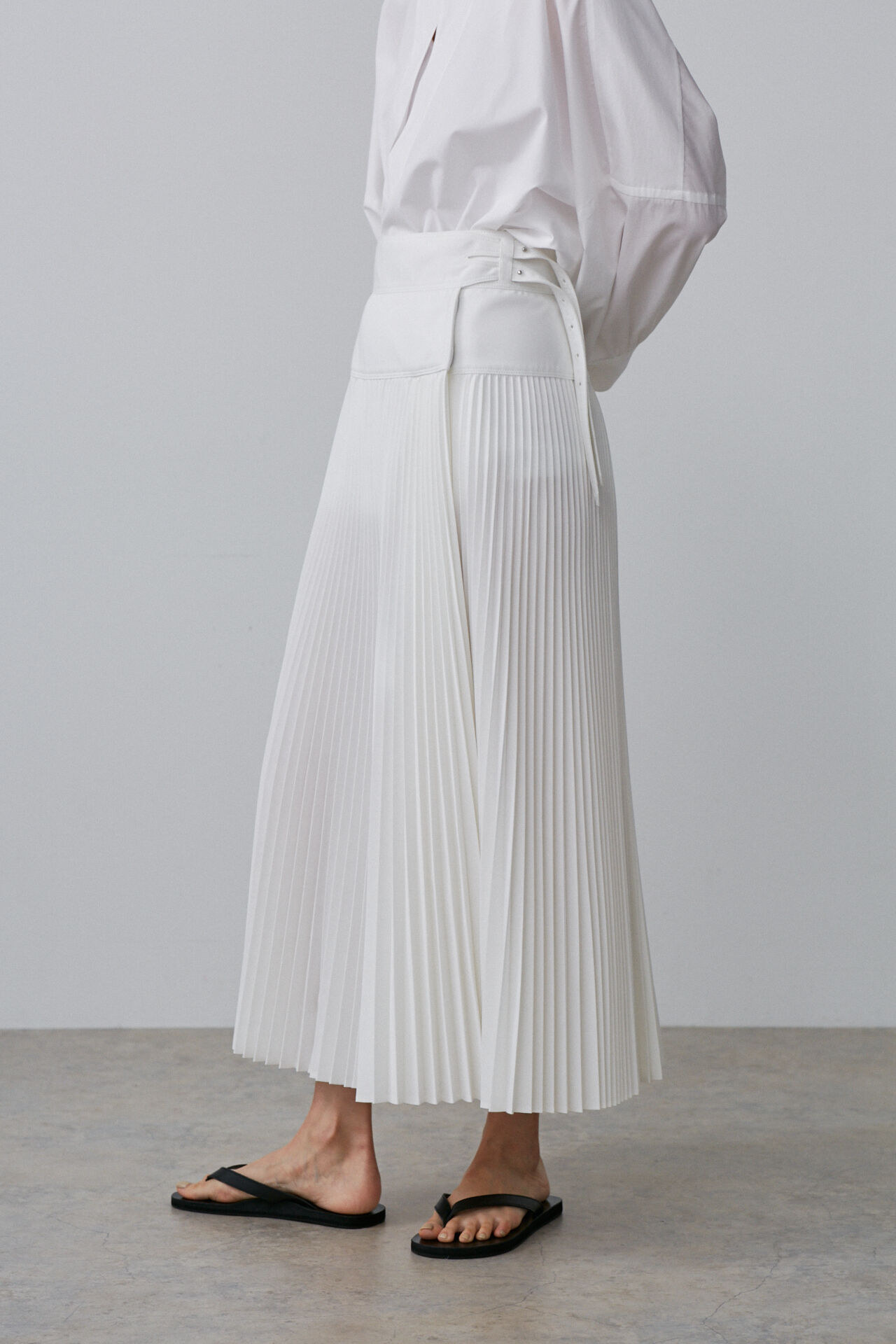 YLEVE 「BOURRIENNE &times; YLEVE / T/C TWILL SK / EN」|スカート|