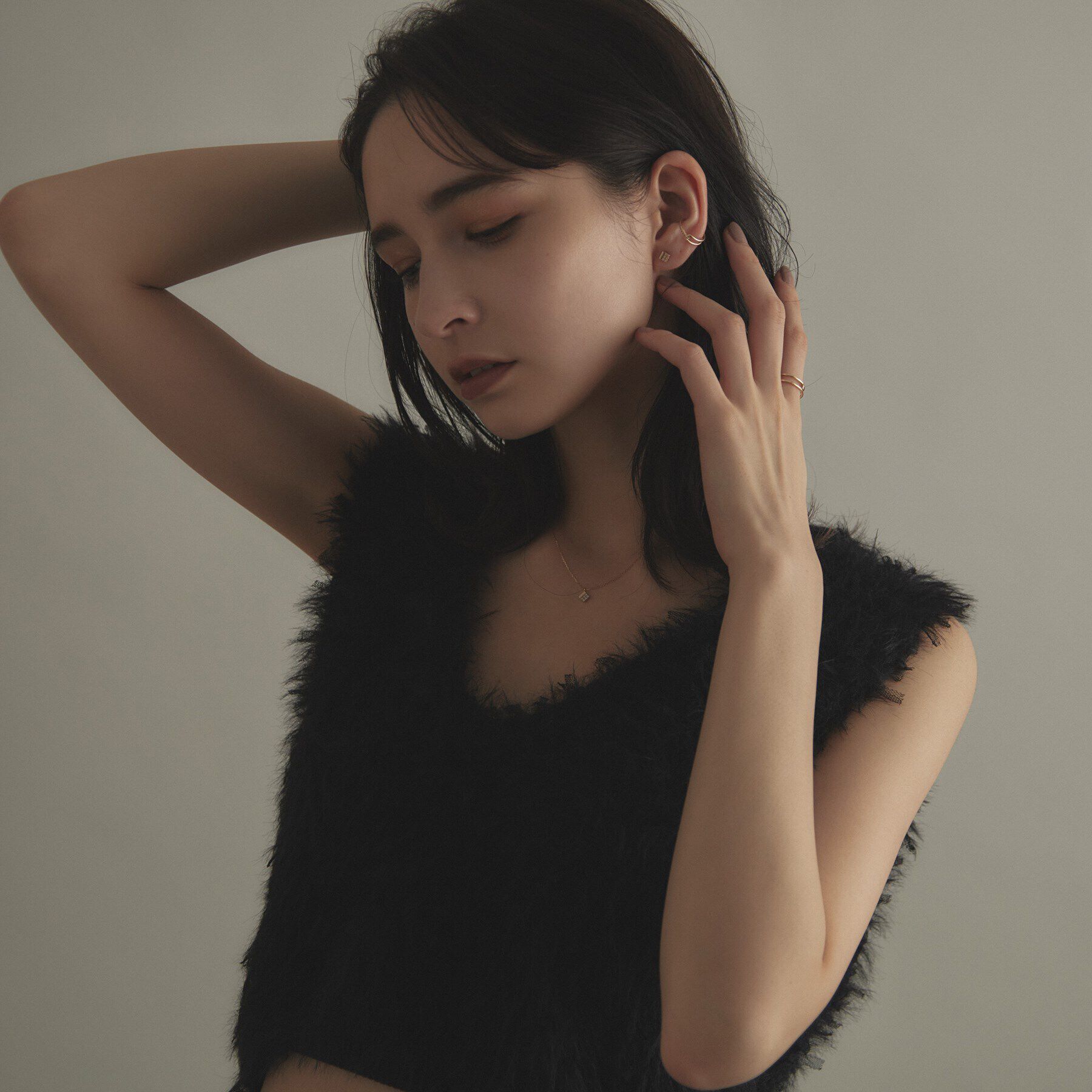 COCOSHNIK「K10ダイヤモンド ハーフノット イヤーカフ」|イヤーカフ|