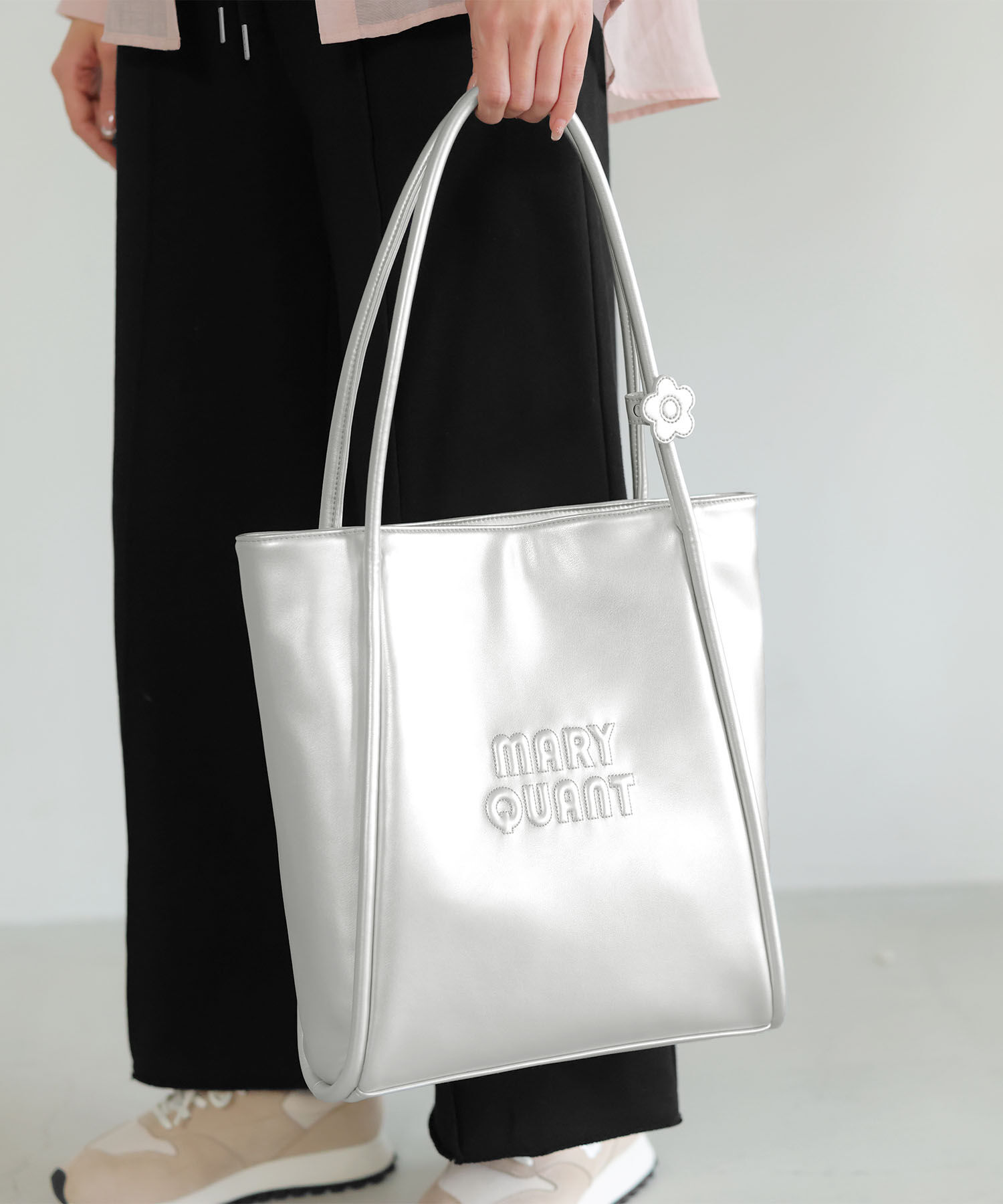 MARY QUANT「デイジーパッチムーヴ トート」|トートバッグ|