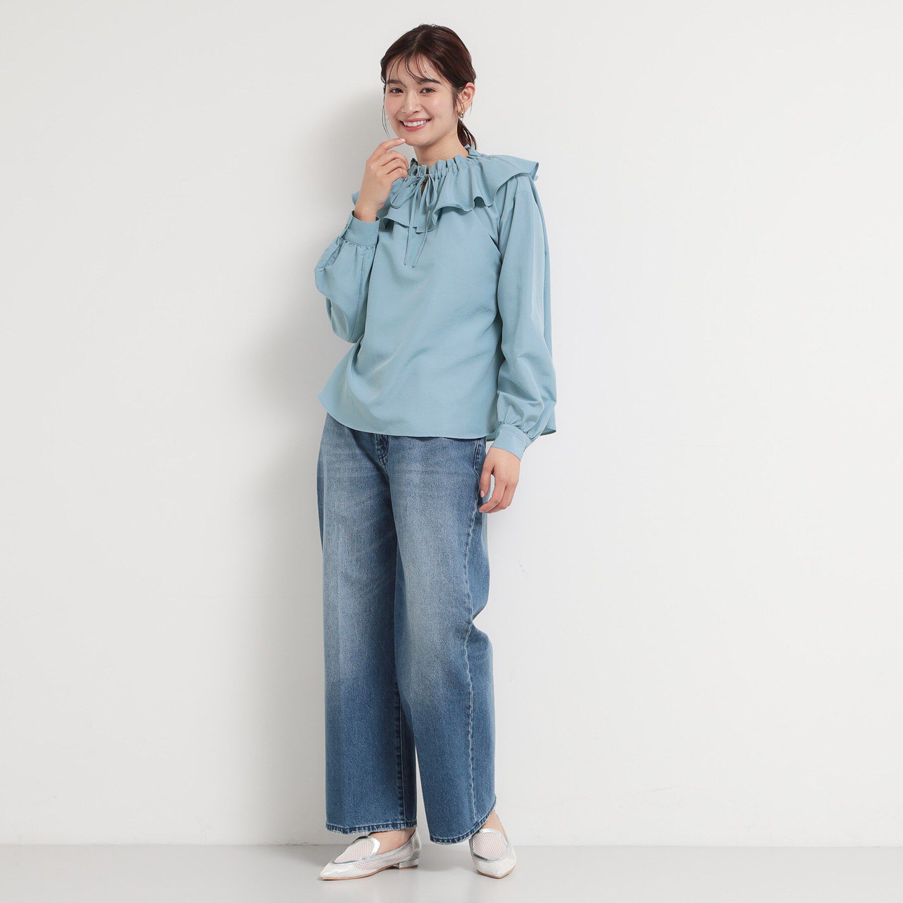 THE SHOP TK「大人のフェミニンカジュアルに エアリーフリルブラウス」|シャツ・ブラウス|
