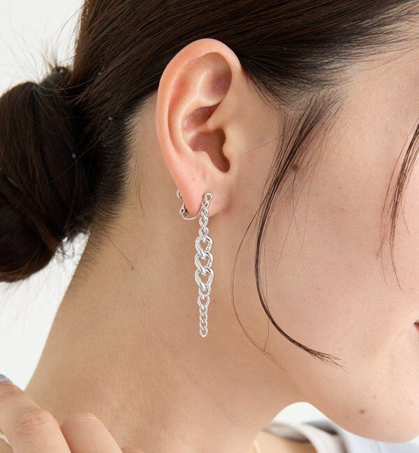  「【女性らしさを引き立てる】チェーンイヤリング」|ブローチ・コサージュ|