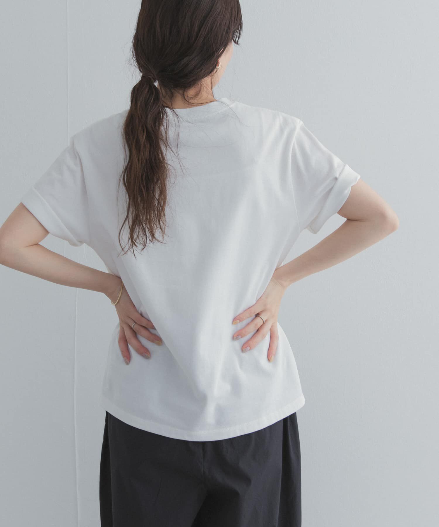 URBAN RESEARCH DOORS「Grow Organic ポイントロゴプリントTシャツ」|Tシャツ・カットソー|