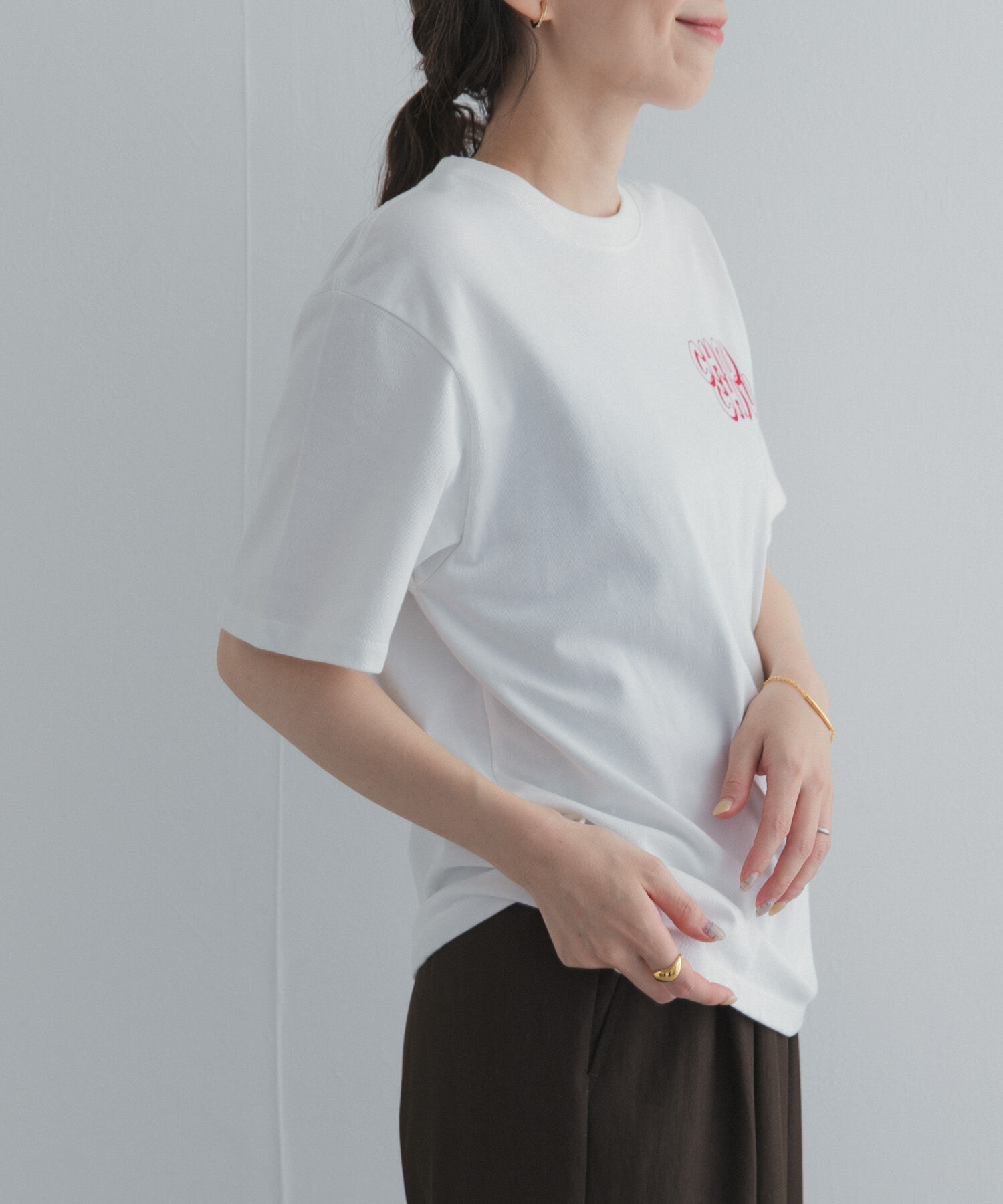 URBAN RESEARCH DOORS「Grow Organic ポイントロゴプリントTシャツ」|Tシャツ・カットソー|