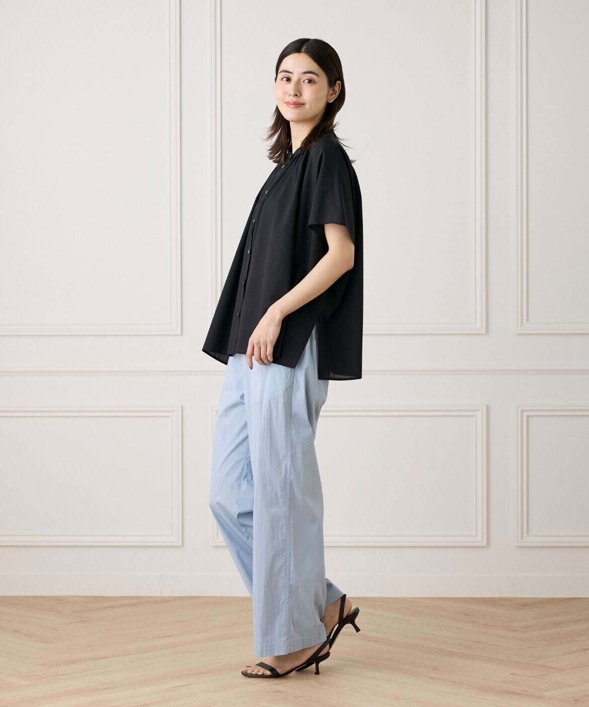 7-IDconcept.「《WEB限定カラー》ポンチョ風バンドカラーブラウス」|シャツ・ブラウス|