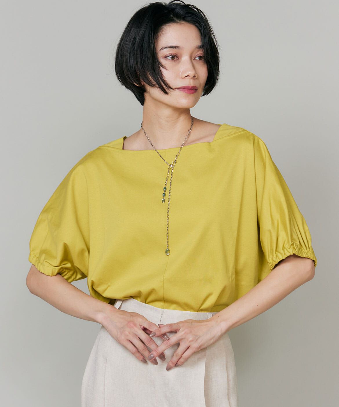 INED「ドルマンスリーブカットソー｜シルエットで魅せる大人のリラックスT」|Tシャツ・カットソー|