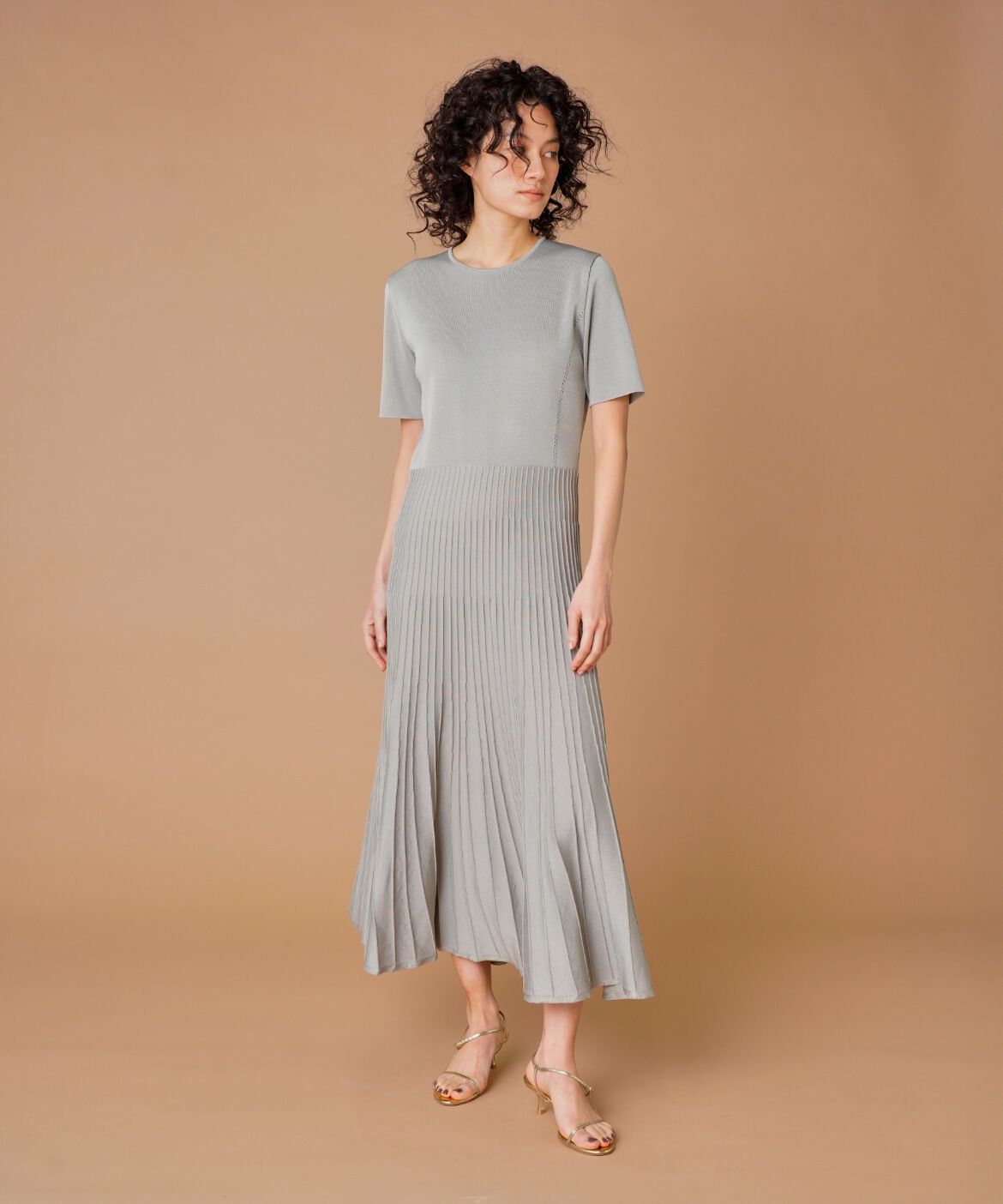 la veille by SUPERIOR CLOSET「《大きいサイズ》プリーツニットワンピース」|ワンピース|