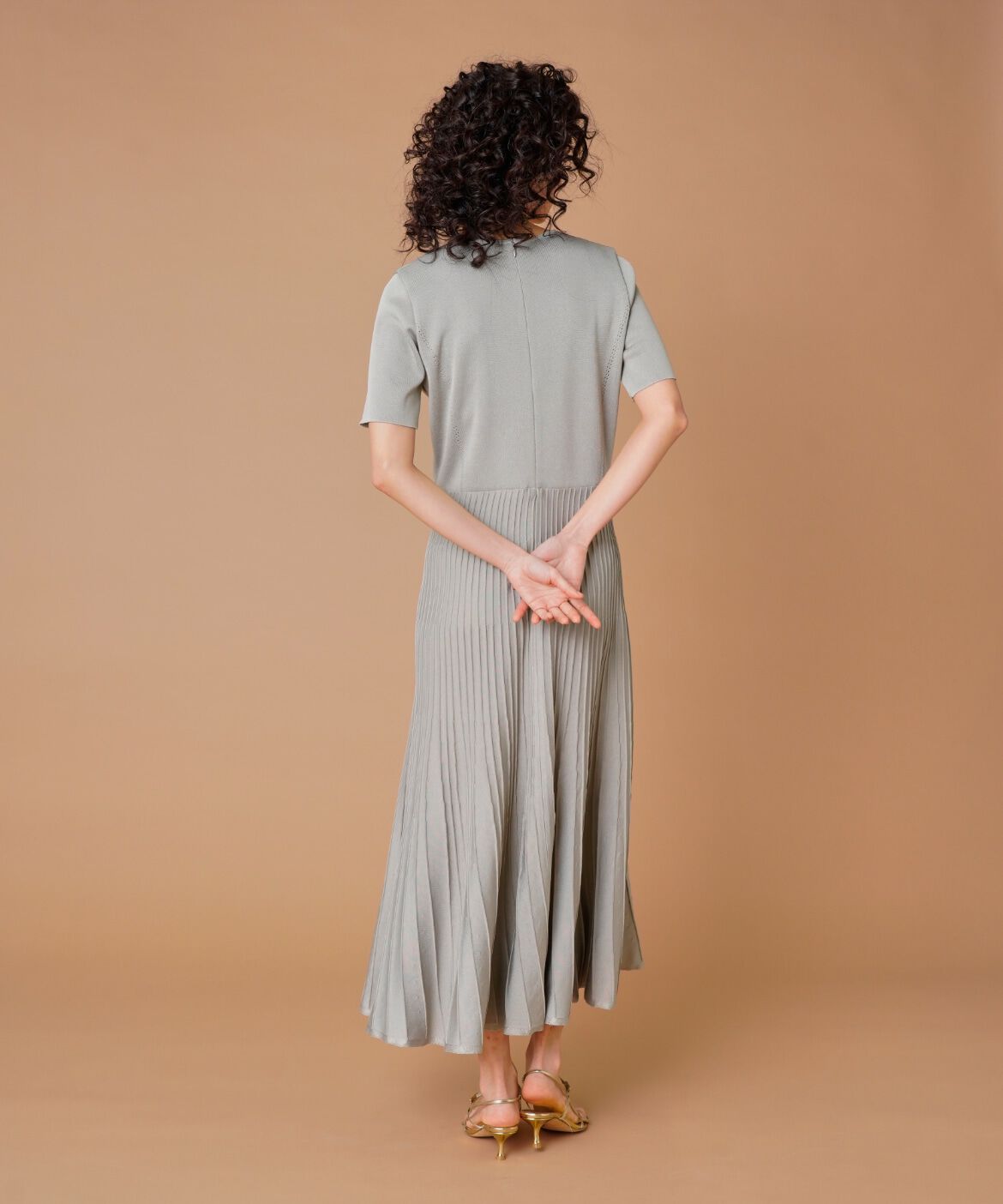 la veille by SUPERIOR CLOSET「《大きいサイズ》プリーツニットワンピース」|ワンピース|