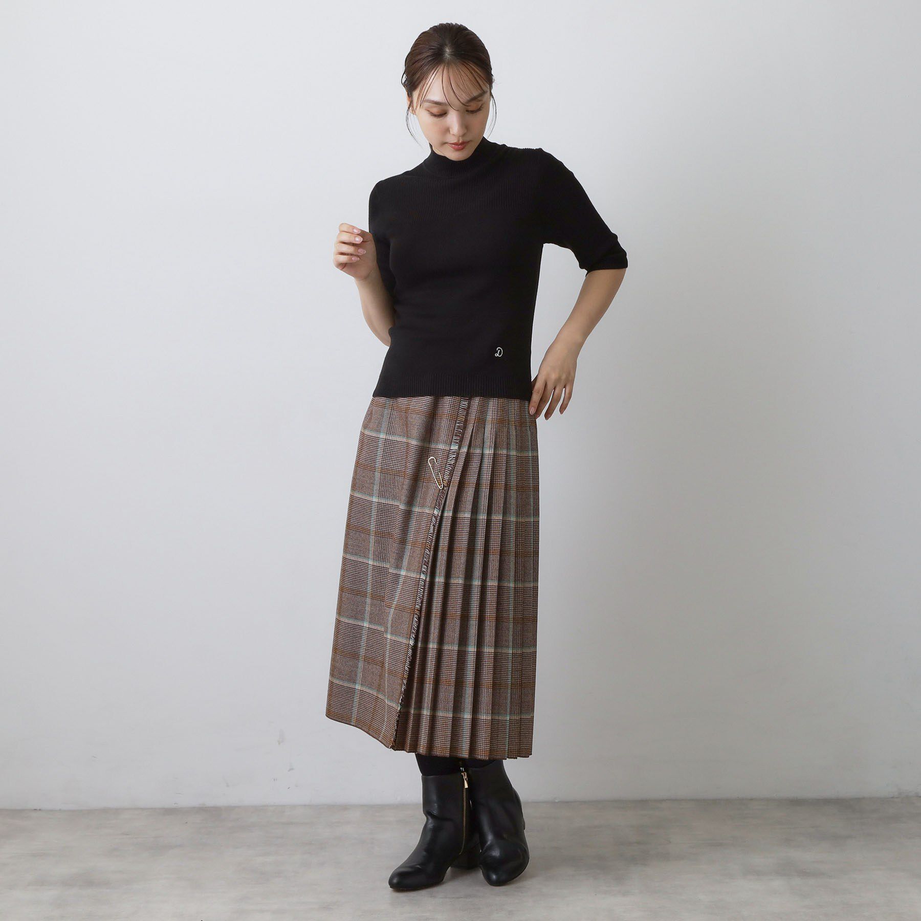DRESSTERIOR「【接触冷感】クールタッチ ハーフスリーブニット」|ニット・セーター|