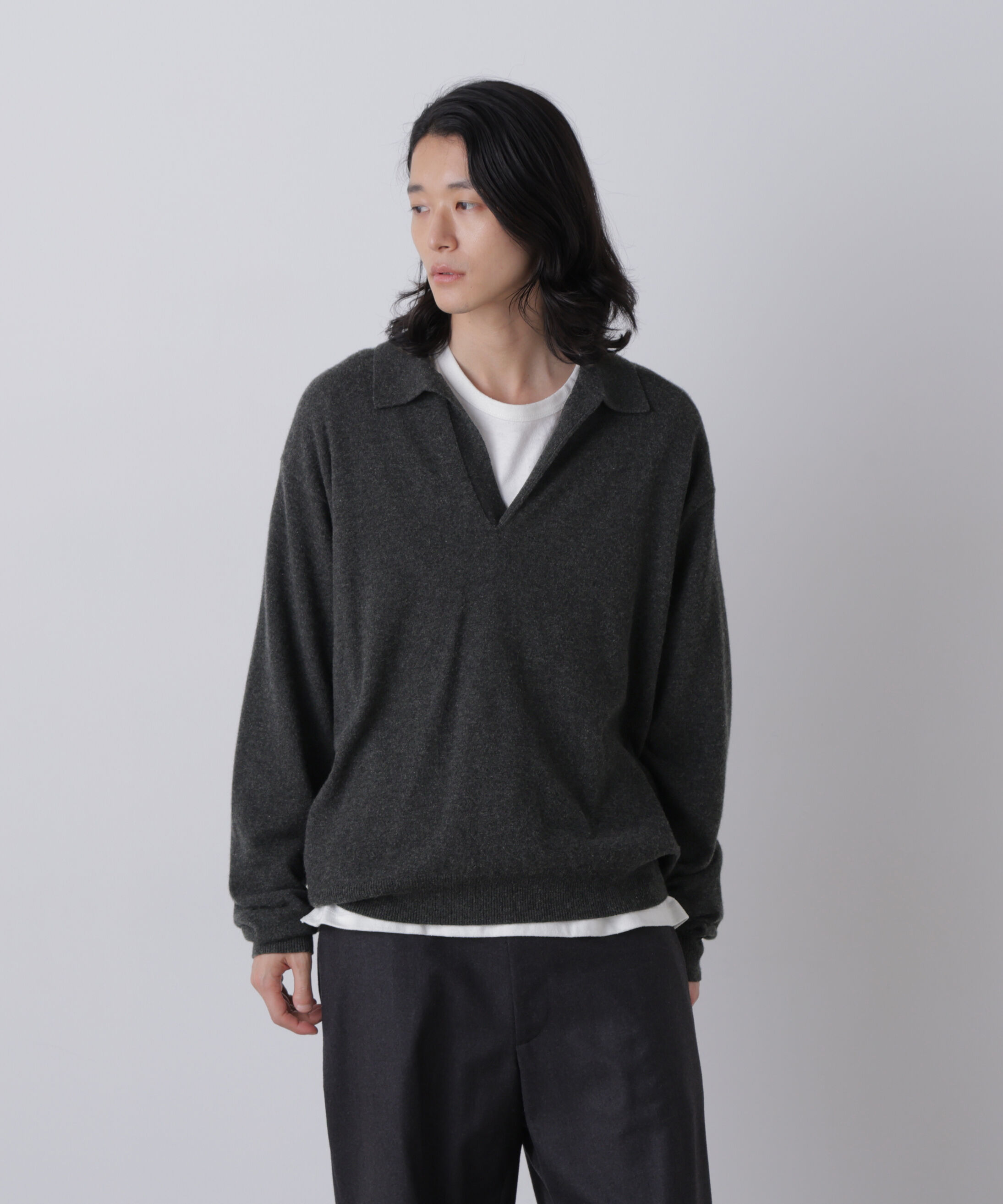 YLEVE 「YLEVE / CASHMERE KNIT SKIPPER PULLOVER」|ニット・セーター|CHARCOAL3