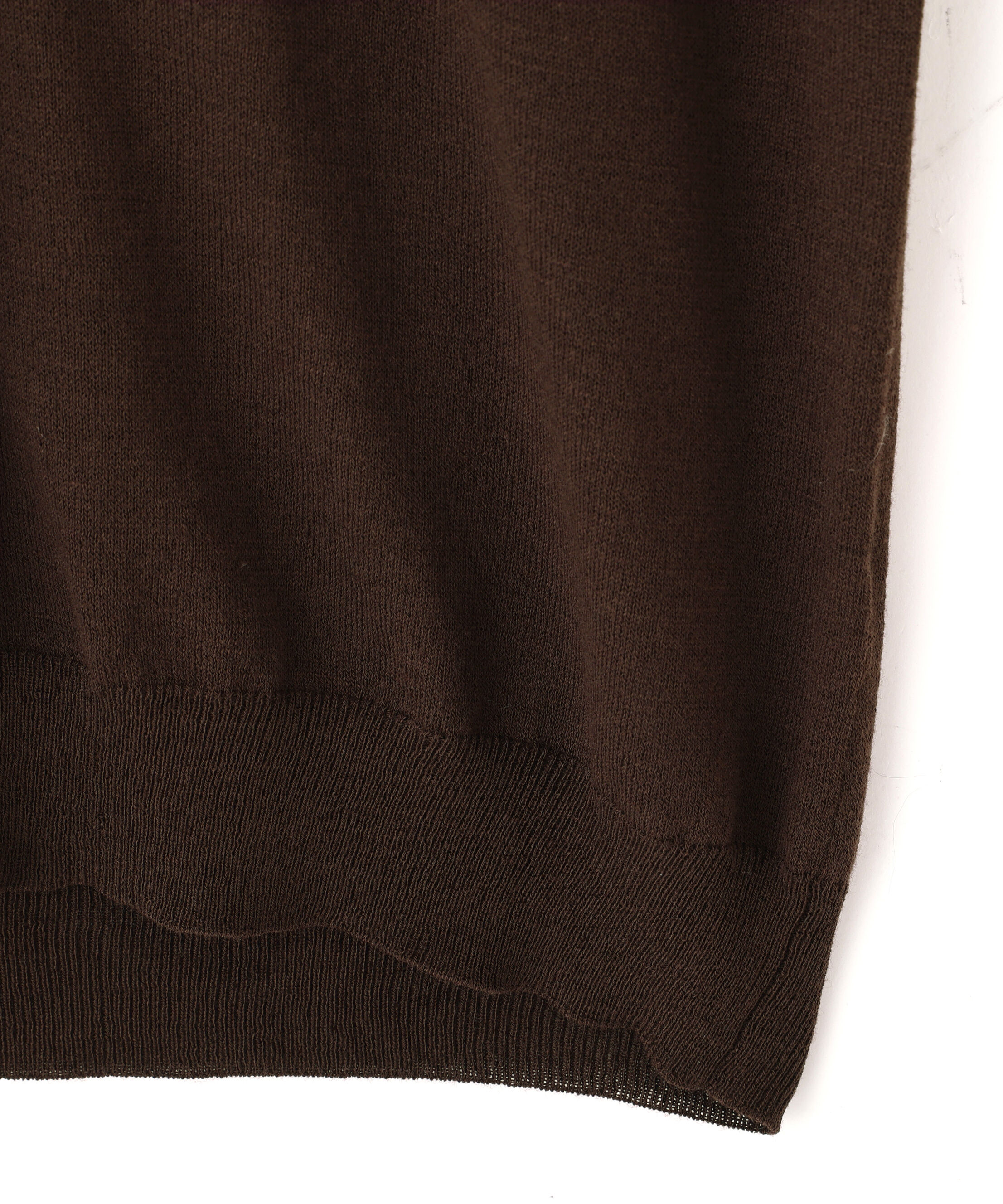 YLEVE 「YLEVE / HIGH TWIST FINE WOOL V-NECK PULLOVER」|ニット・セーター|