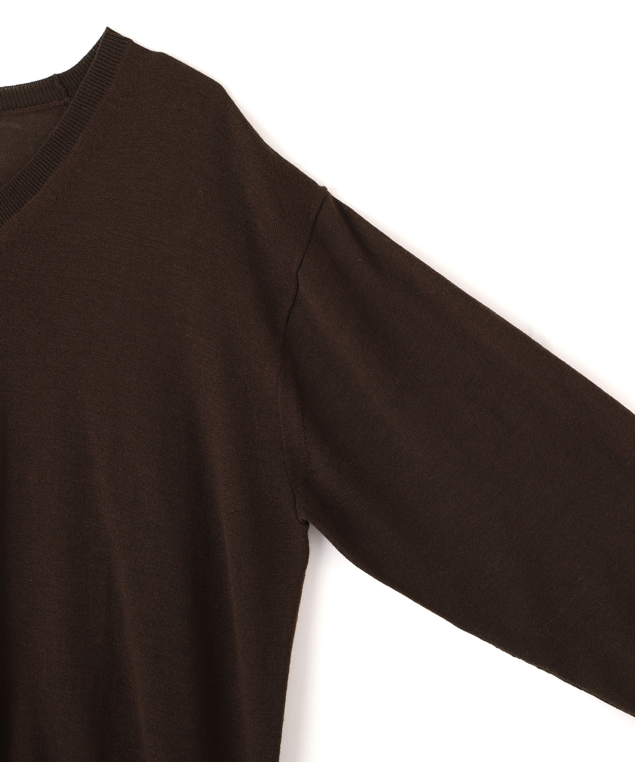 YLEVE 「YLEVE / HIGH TWIST FINE WOOL V-NECK PULLOVER」|ニット・セーター|