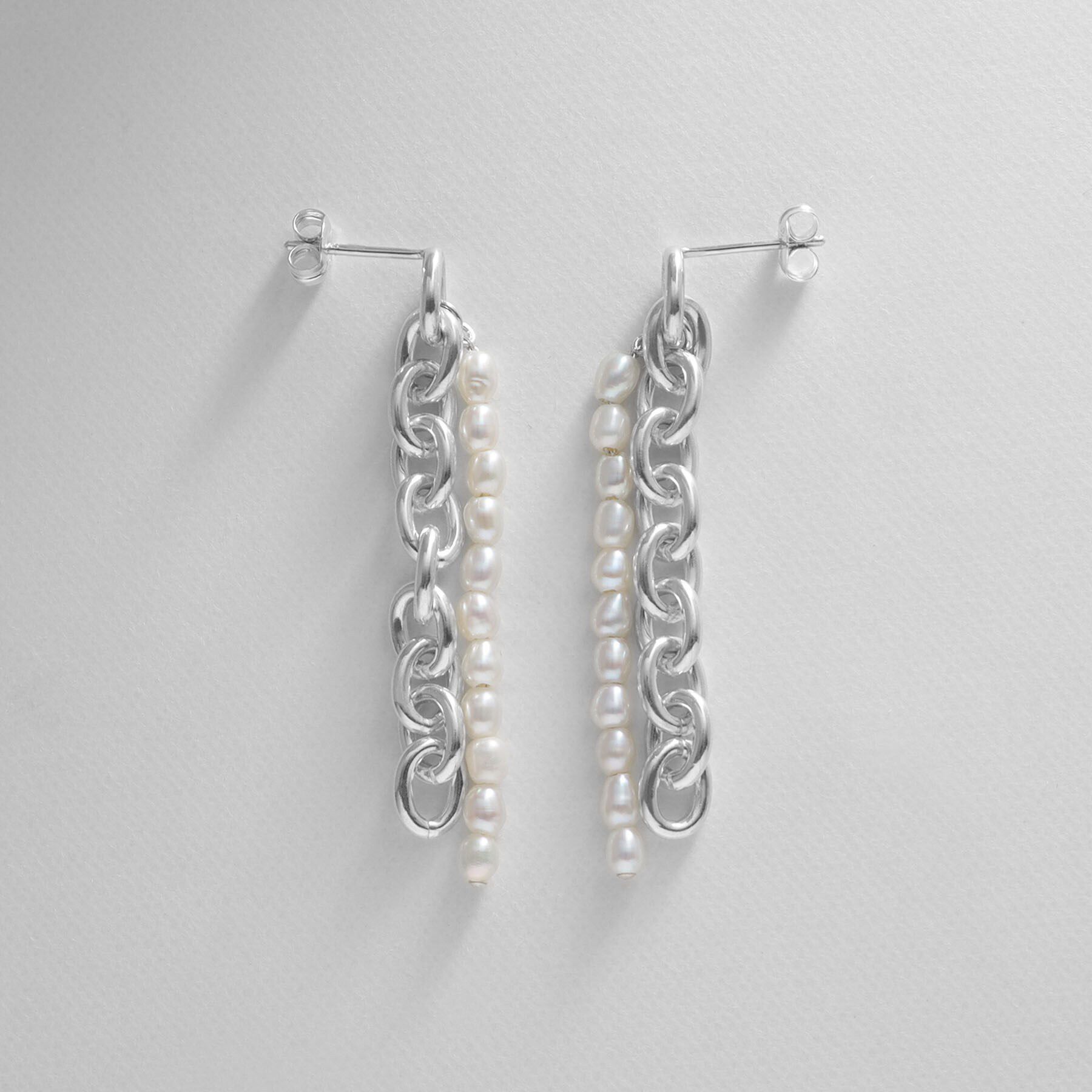COCOSHNIK ONKITSCH「シルバー バロックパール チェーンコンビネーション スタッドピアス」|ピアス|