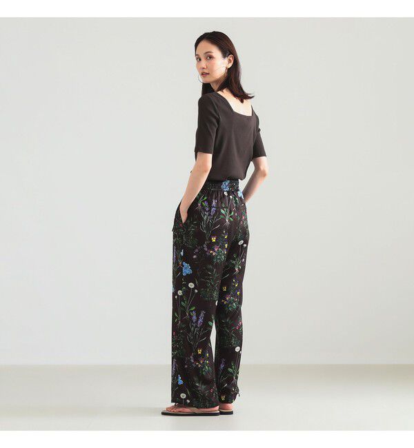 BEAMS SELECTION for WOMEN「【別注】スタイリスト佐藤佳菜子 &times; SLOANE / スクエアネック リブ Tシャツ」|Tシャツ・カットソー|