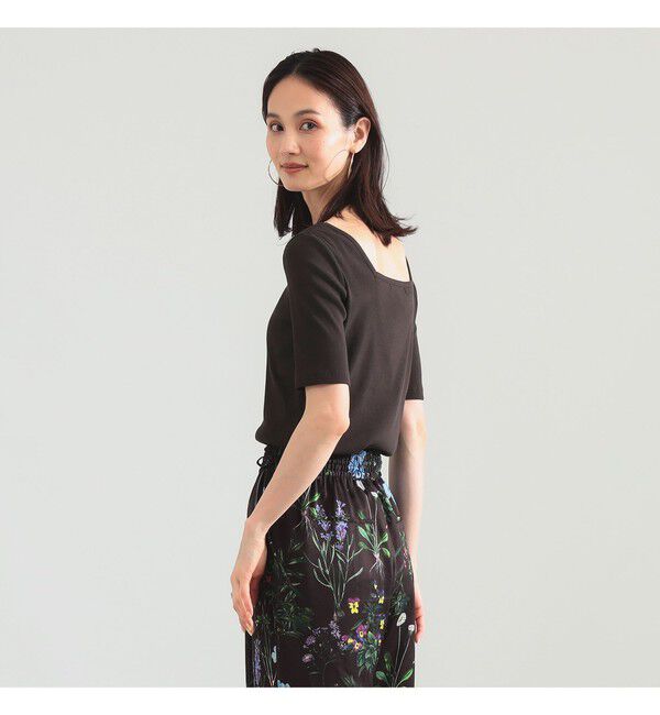 BEAMS SELECTION for WOMEN「【別注】スタイリスト佐藤佳菜子 &times; SLOANE / スクエアネック リブ Tシャツ」|Tシャツ・カットソー|