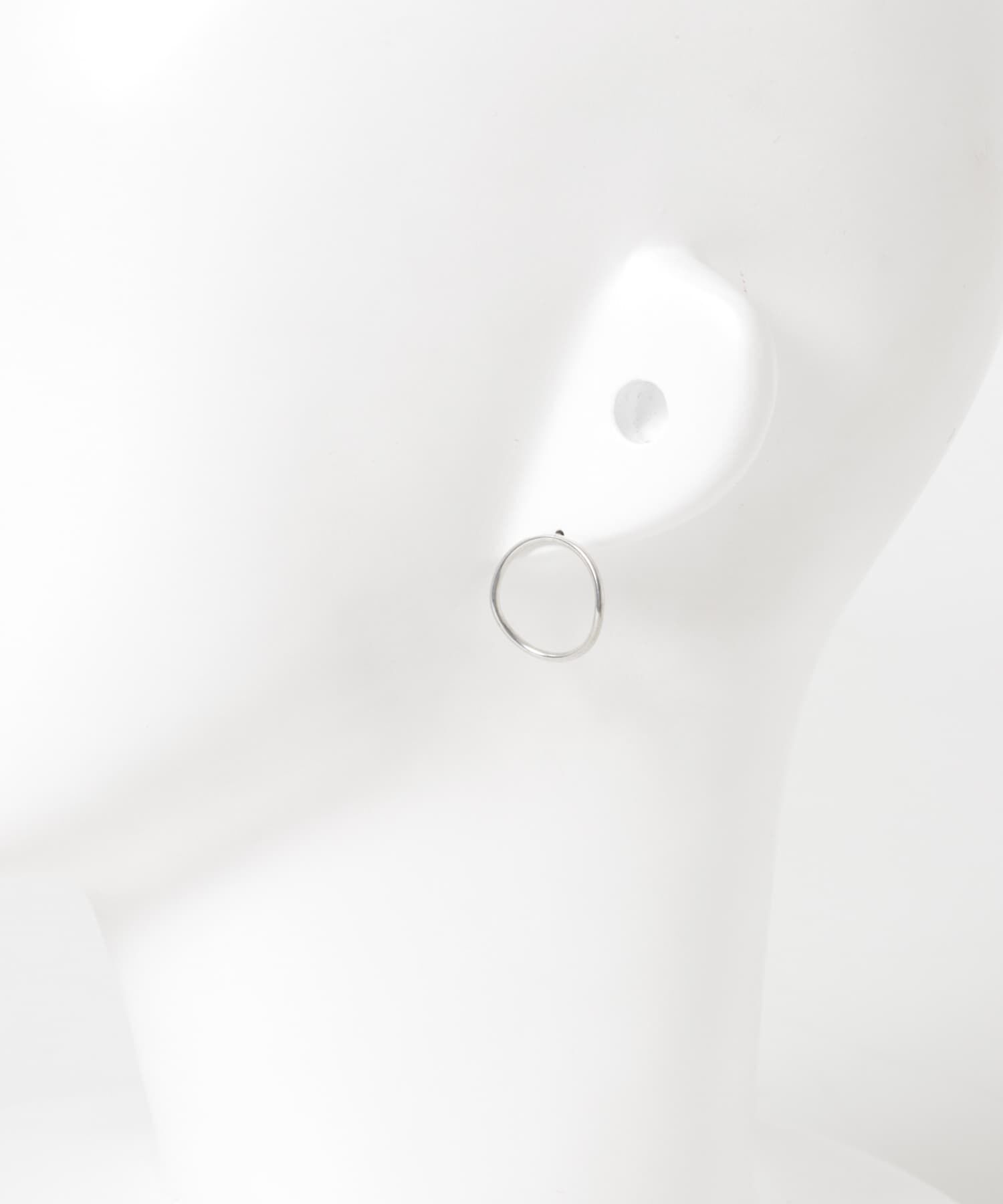 SMELLY「SMELLY so&rsquo;　curved circle pierce」|ピアス|