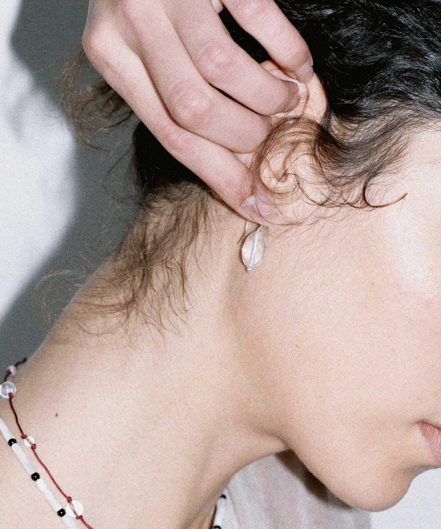 SMELLY「SMELLY so&rsquo;　stone drop hook pierce」|ピアス|