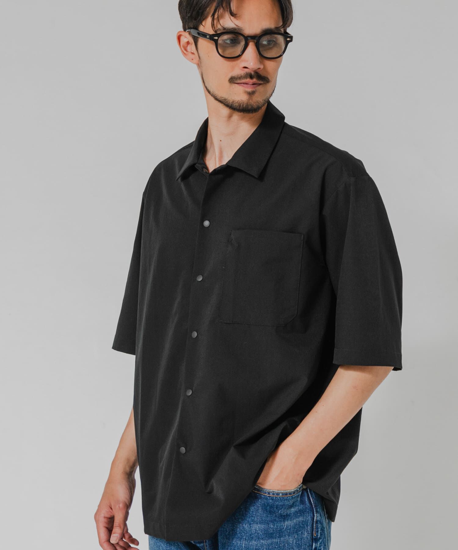 URBAN RESEARCH「『洗濯可/防シワ/撥水』COOL DOTS SHORT-SLEEVE SHIRTS」|シャツ・ブラウス|