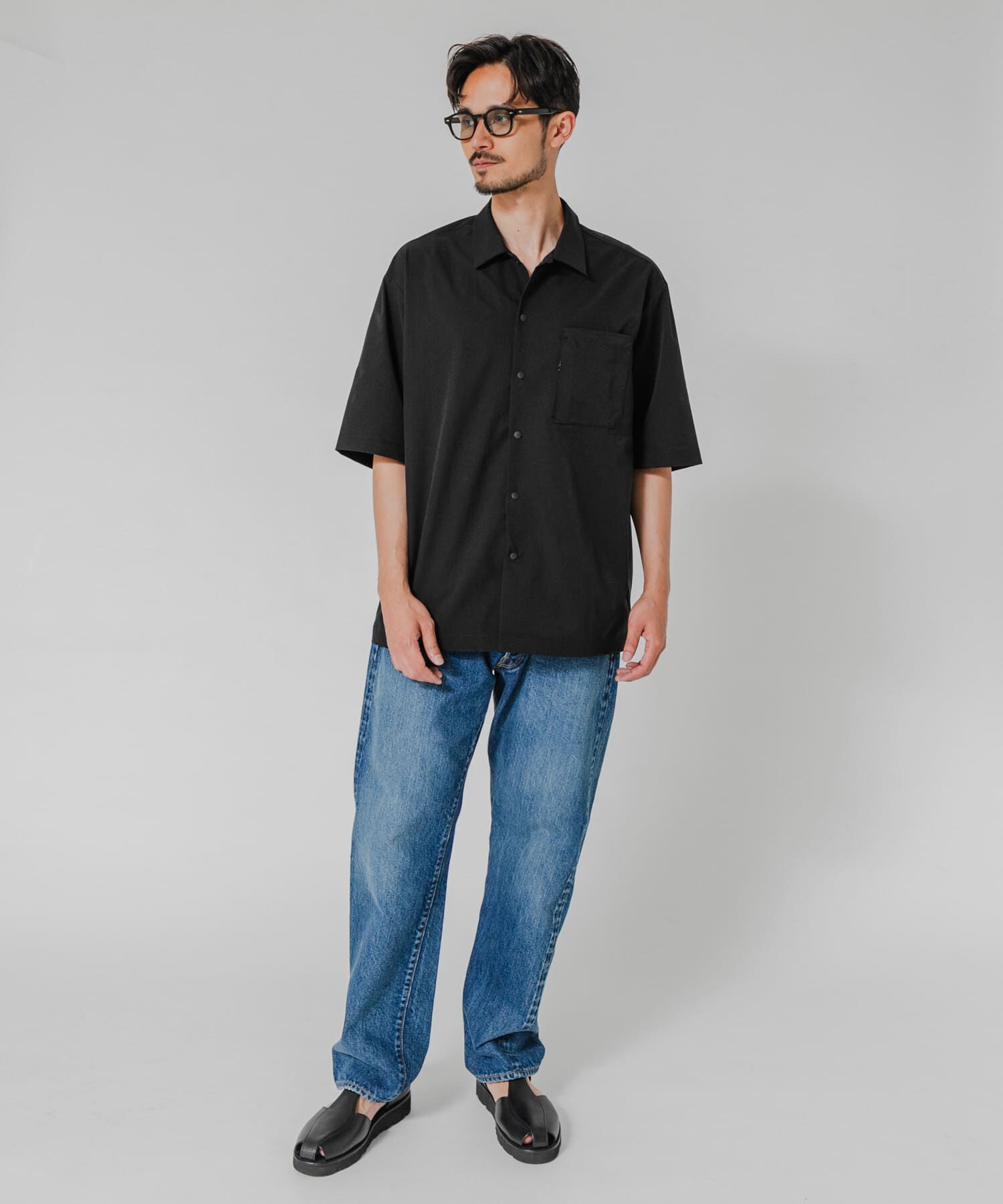 URBAN RESEARCH「『洗濯可/防シワ/撥水』COOL DOTS SHORT-SLEEVE SHIRTS」|シャツ・ブラウス|