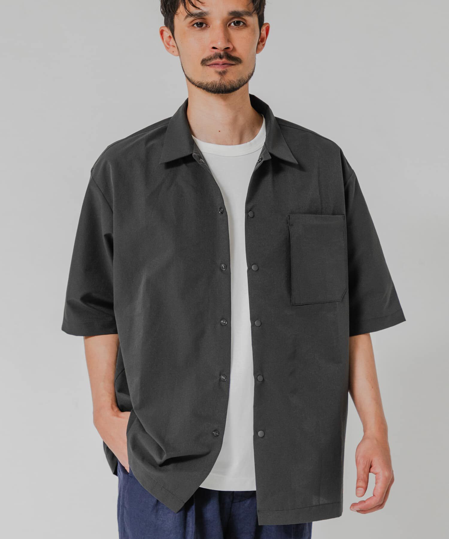 URBAN RESEARCH「『洗濯可/防シワ/撥水』COOL DOTS SHORT-SLEEVE SHIRTS」|シャツ・ブラウス|