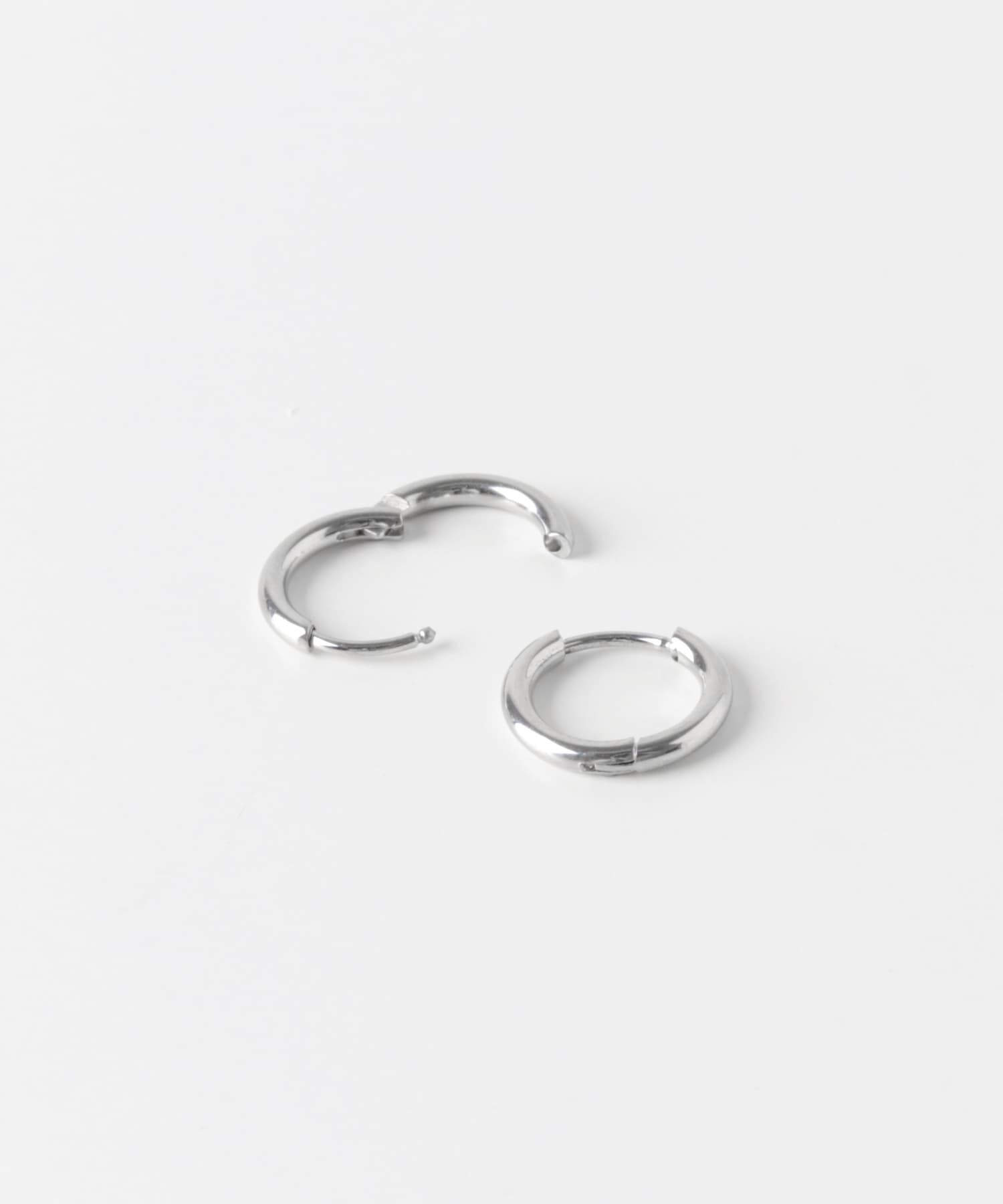 SMELLY「ステンレスフープピアス10mm」|ピアス|