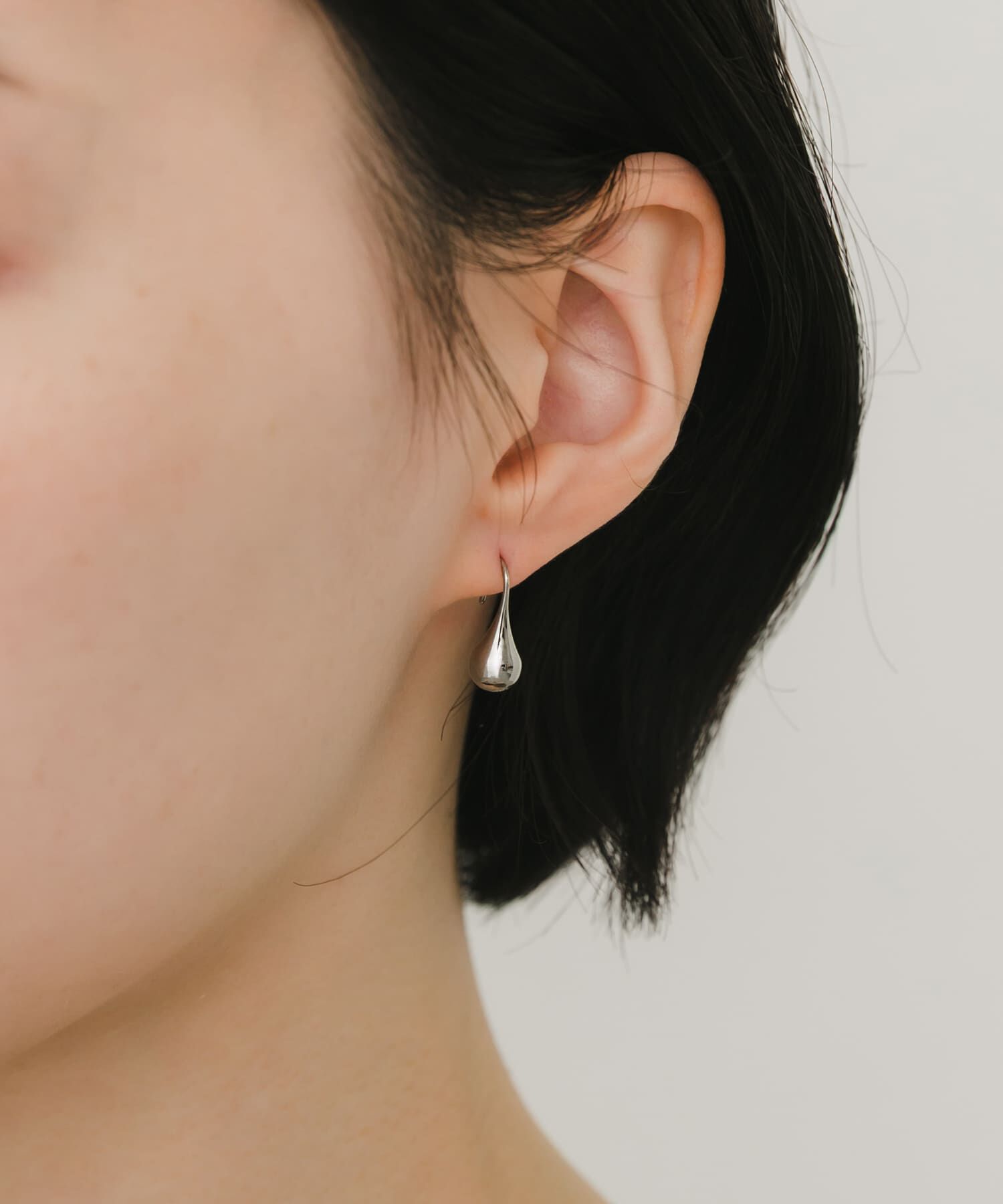 SMELLY「ステンレスドロップフックピアス」|ピアス|