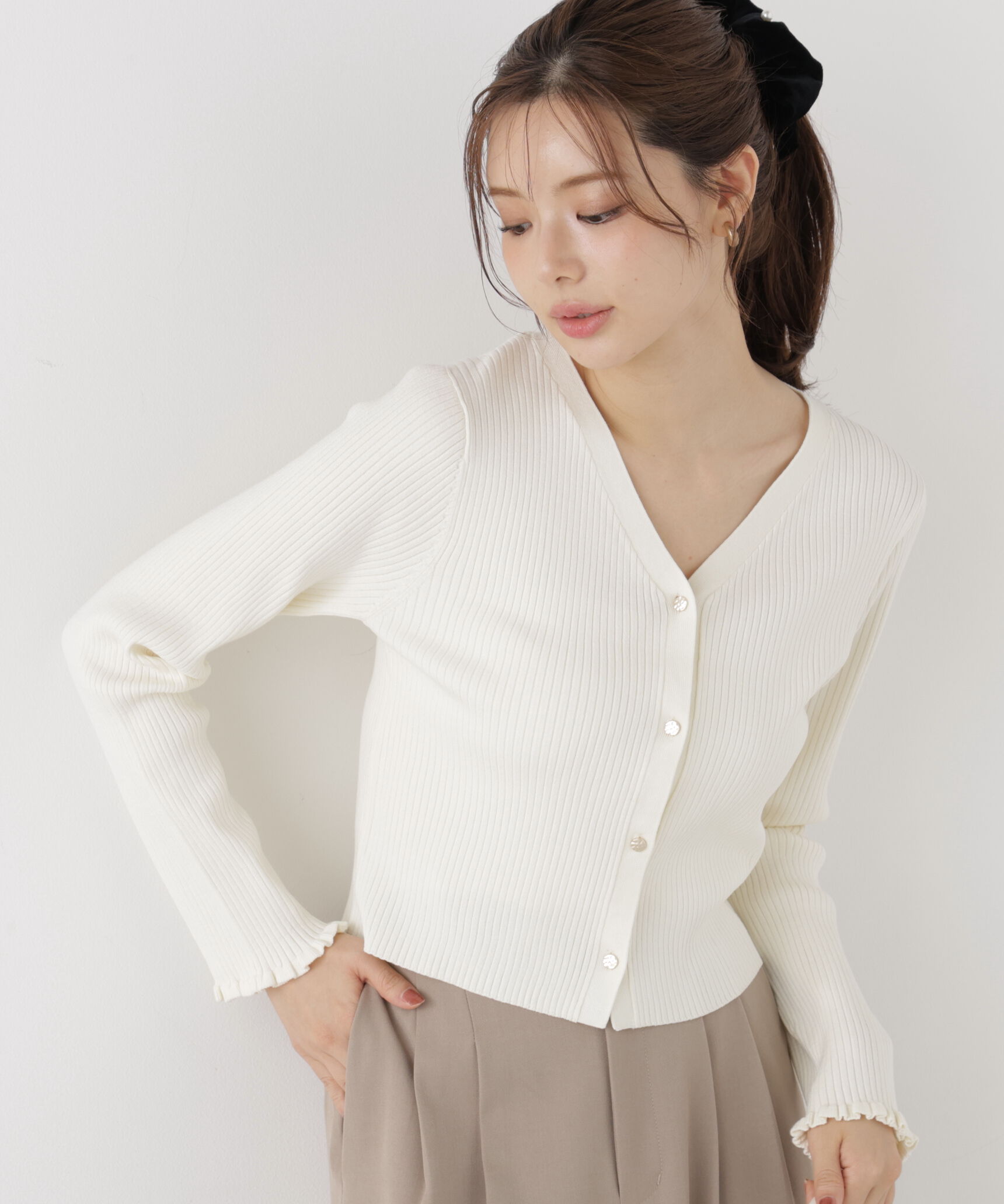 PROPORTION BODY DRESSING「ニュアンス釦ニットカーディガン」|カーディガン|