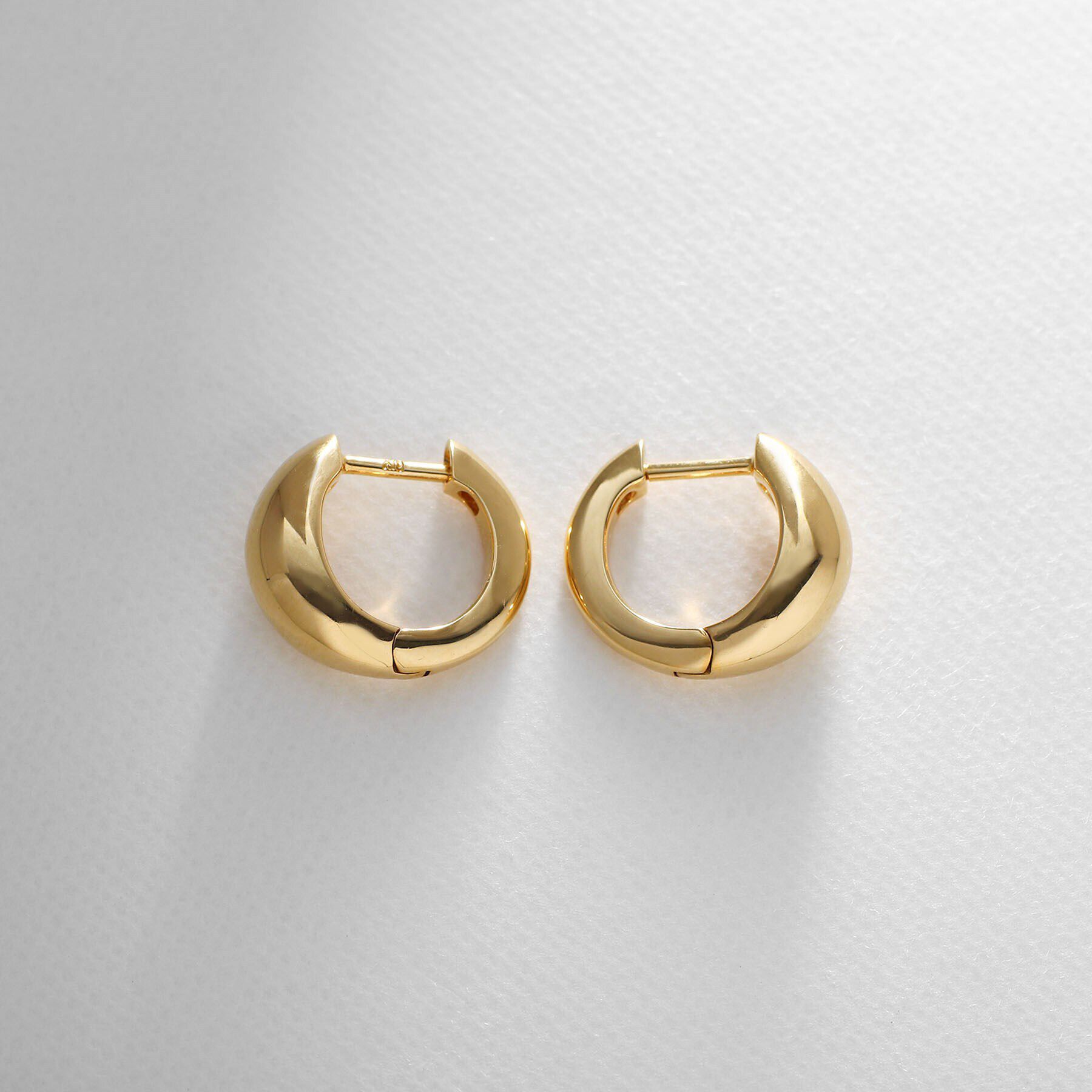 COCOSHNIK ONKITSCH「シルバー ハギーフープ マーキスピアス GP」|ピアス|