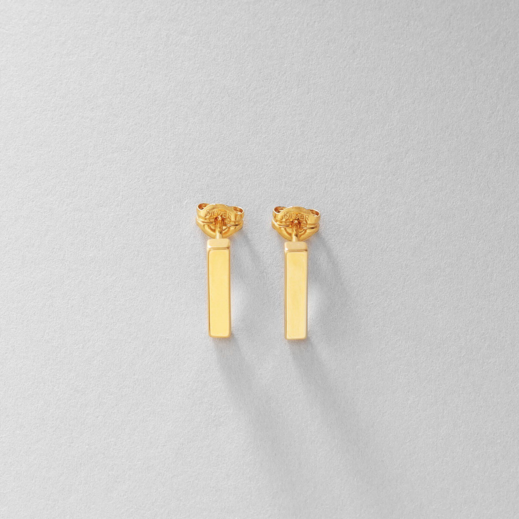 COCOSHNIK ONKITSCH「シルバー レクタングル スタッドピアス GP」|ピアス|