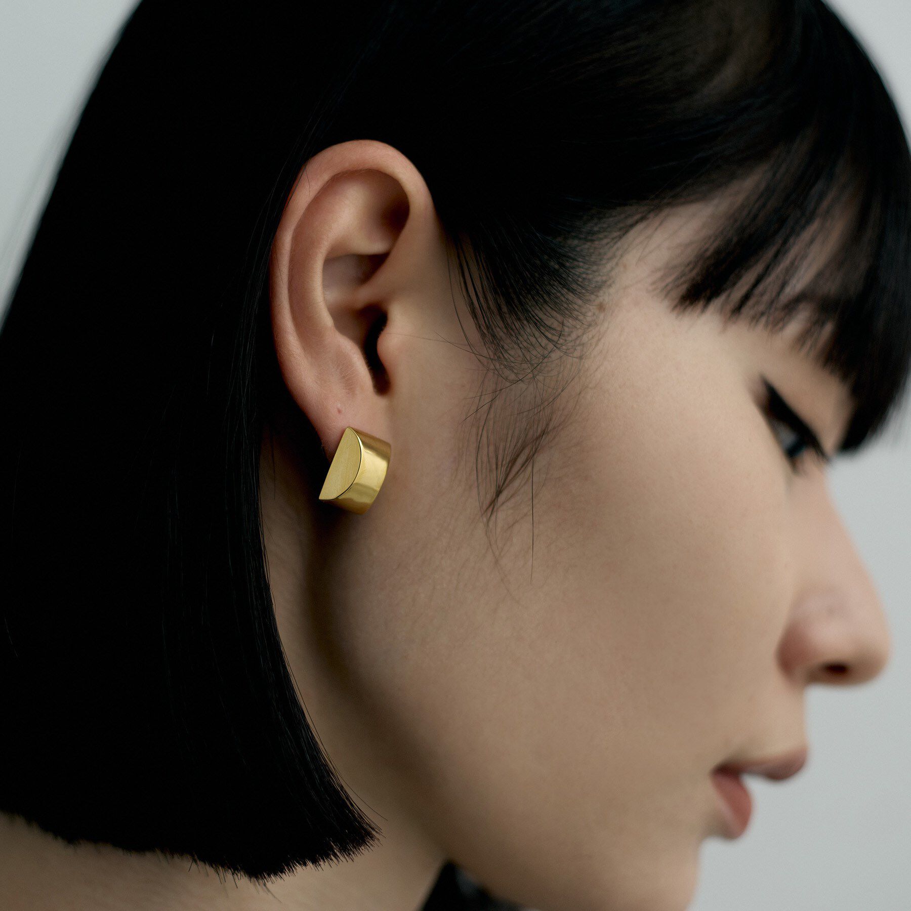 COCOSHNIK ONKITSCH「シルバー ホロウスタッドピアス スロープカット GP」|ピアス|