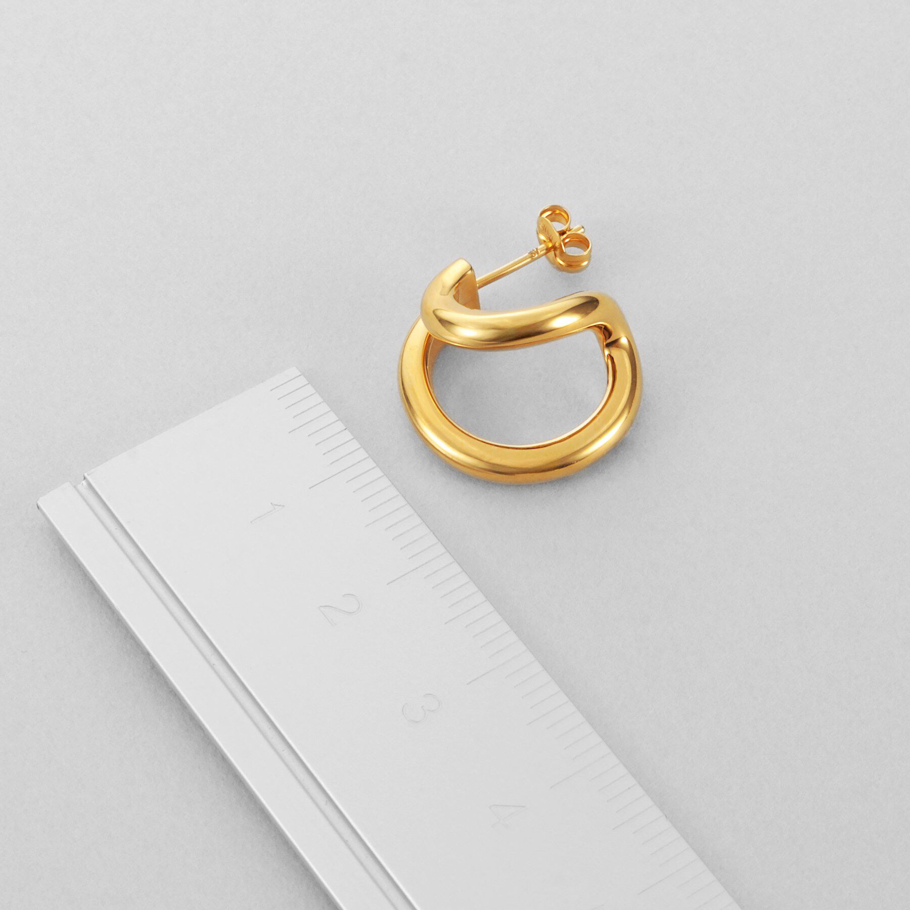 COCOSHNIK ONKITSCH「シルバー アシンメトリーフープピアス GP」|ピアス|