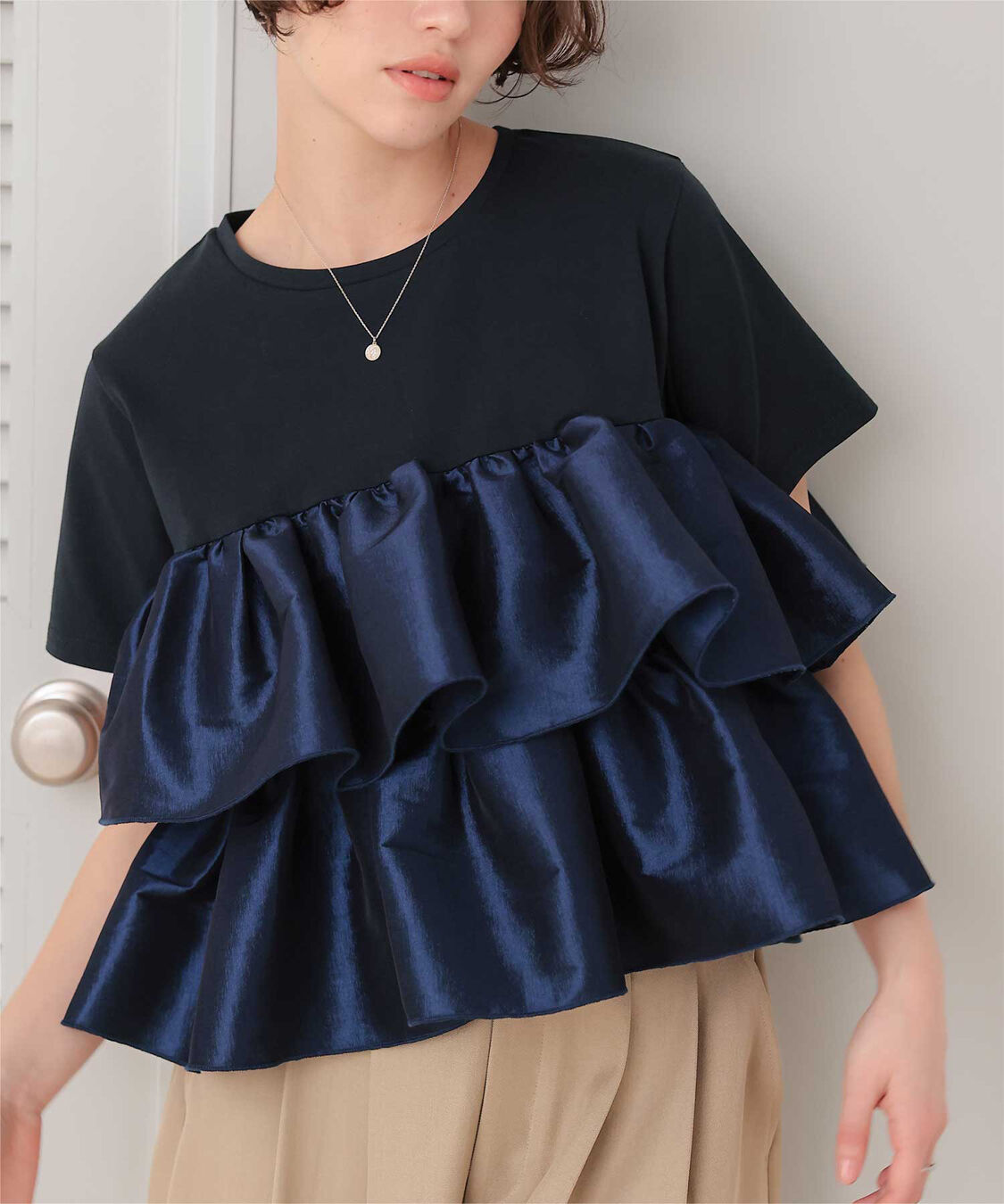 titivate「シャイニーティアードフリルトップス」|Tシャツ・カットソー|