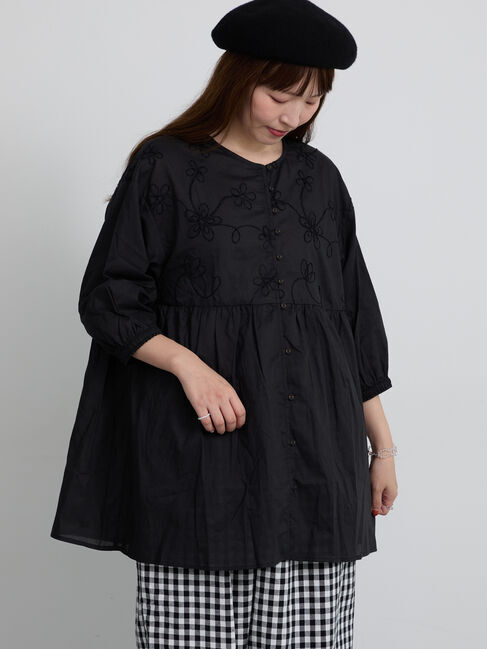Samansa Mos2「切替モール刺繍チュニックブラウス」|シャツ・ブラウス|ブラック