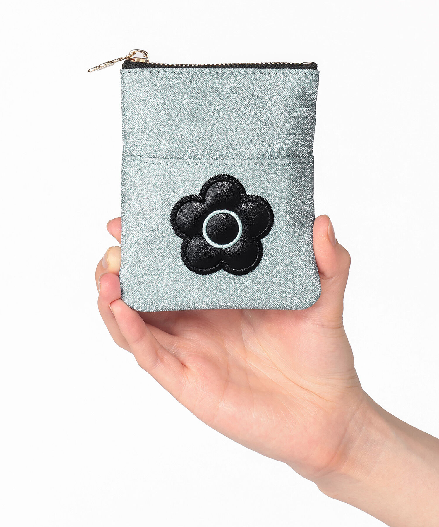MARY QUANT「スパークル フラットポケットポーチミニ」|ポーチ|ライトブルー