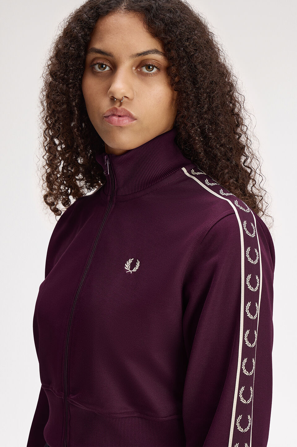 FRED PERRY 「Cropped Taped Track Jacket／クロップドテープトラックジャケット」|スウェット・ジャージ|