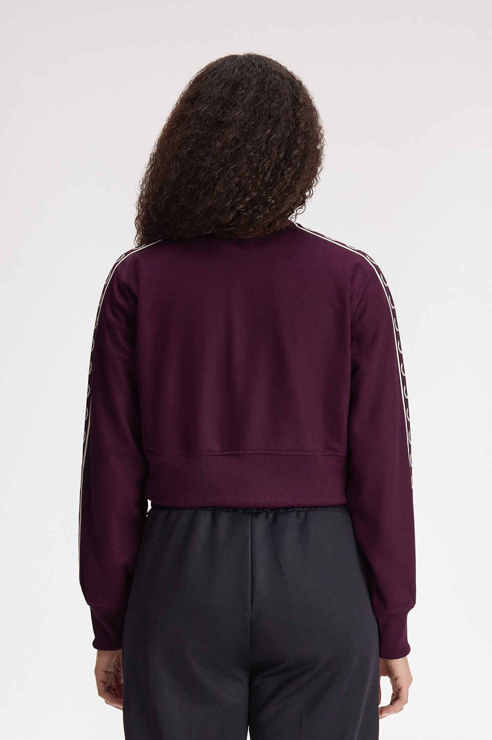 FRED PERRY 「Cropped Taped Track Jacket／クロップドテープトラックジャケット」|スウェット・ジャージ|