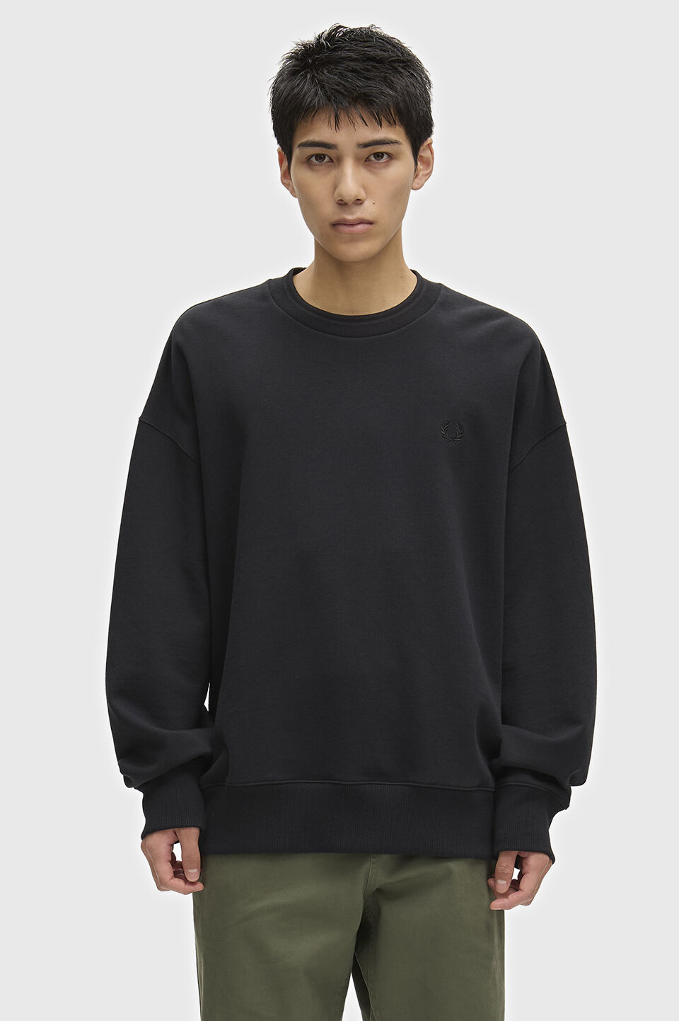 FRED PERRY 「FRED PERRY／Oversized Tipped Sweatshirt／オーバーサイズティップドスウェット」|スウェット・ジャージ|