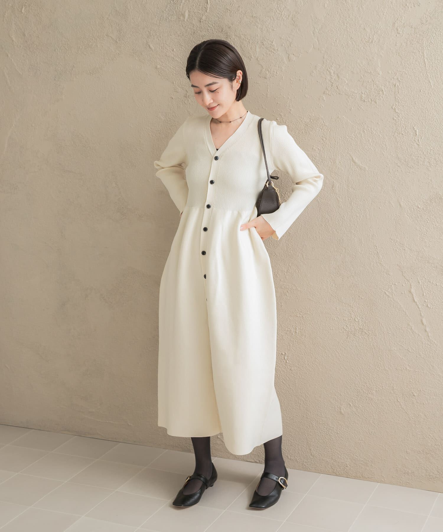 URBAN RESEARCH ROSSO「ボタンデザインフォルムニットワンピース」|ワンピース|