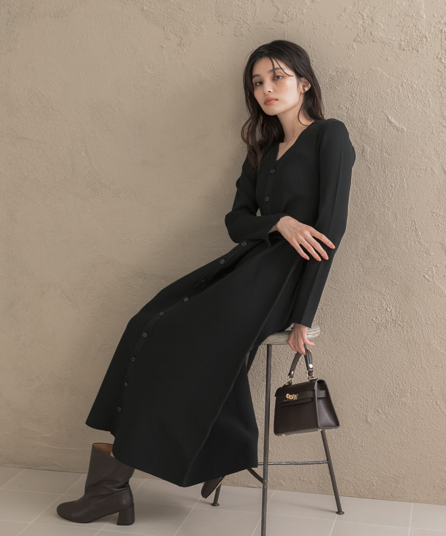URBAN RESEARCH ROSSO「ボタンデザインフォルムニットワンピース」|ワンピース|