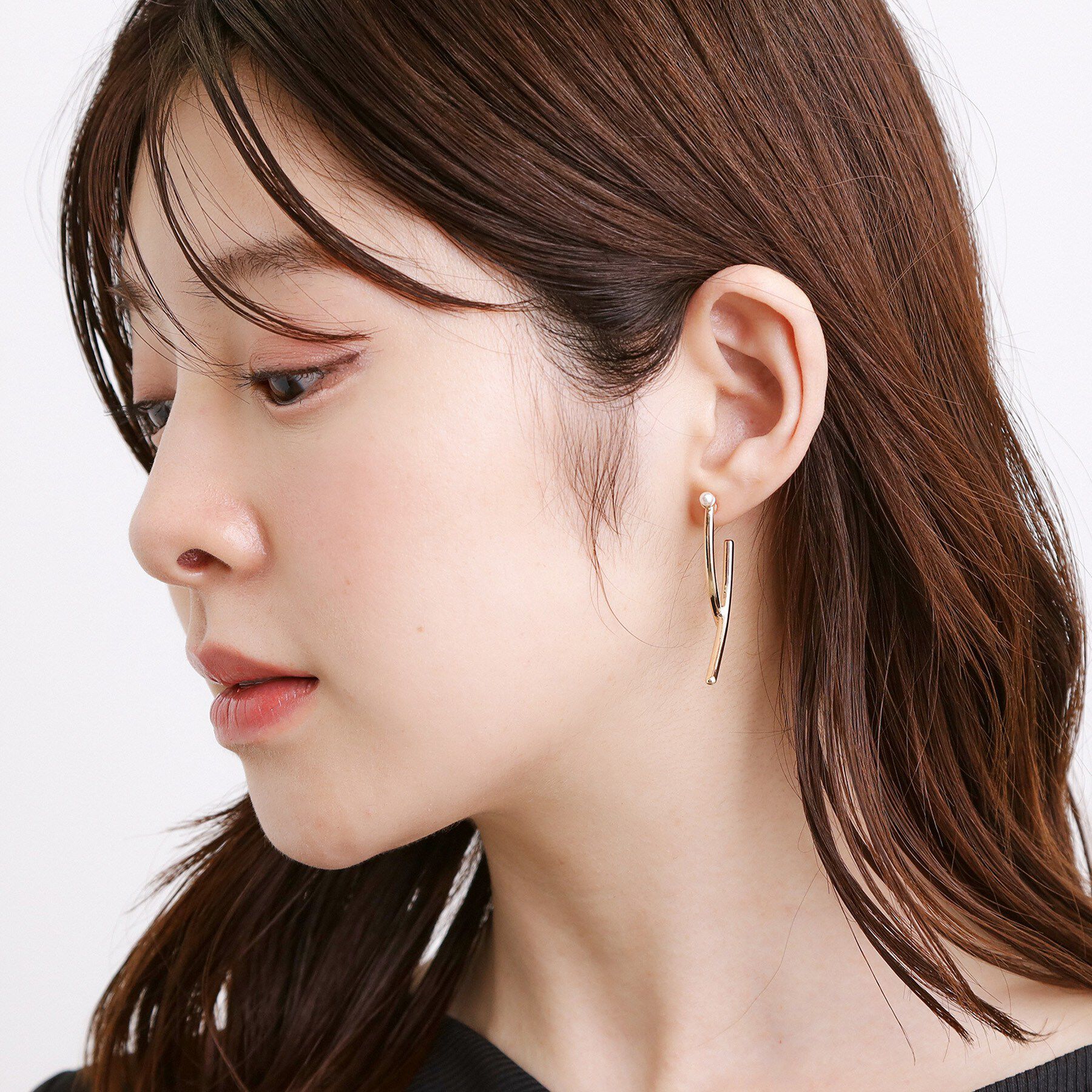 grove「パール調ダブルラインピアス」|ピアス|