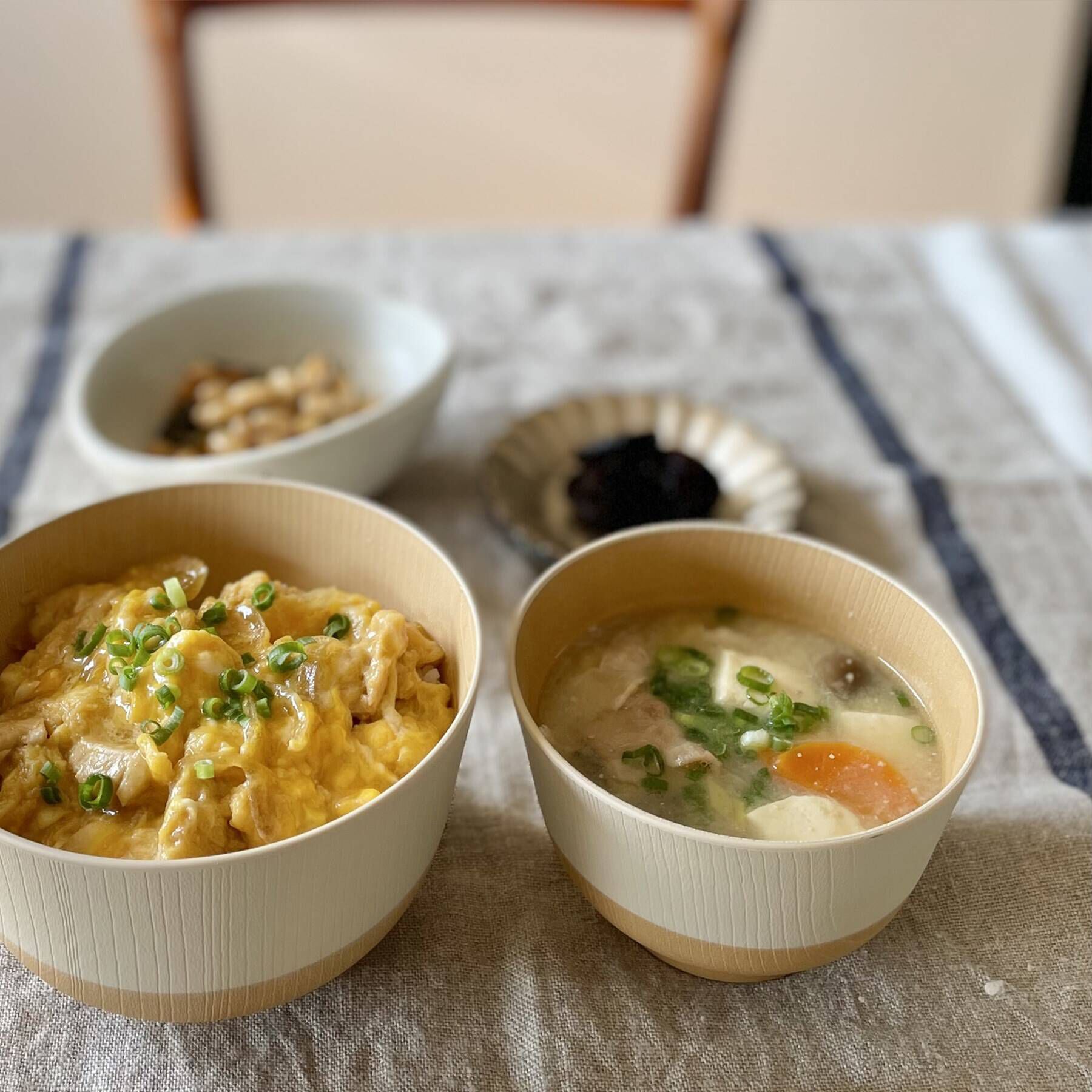 212 KITCHEN STORE「やさしい彩 抗菌羽反汁椀 キナリ色」|食器・キッチングッズ|