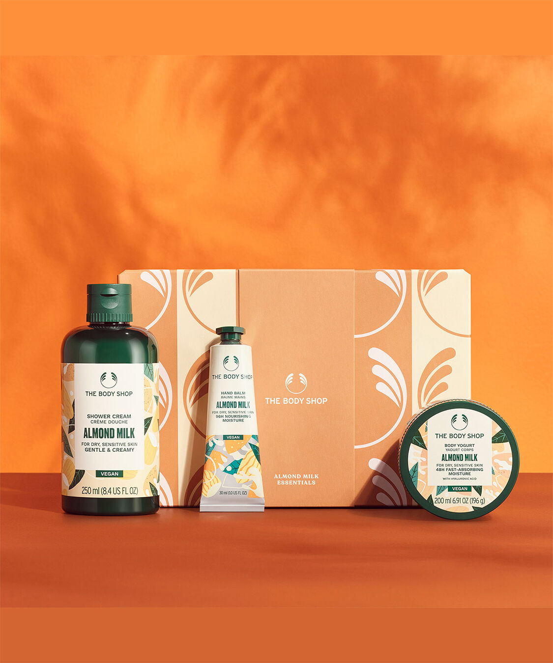 THE BODY SHOP「ボディケアギフト AM（香り：アーモンドミルク）」|キット・セット|