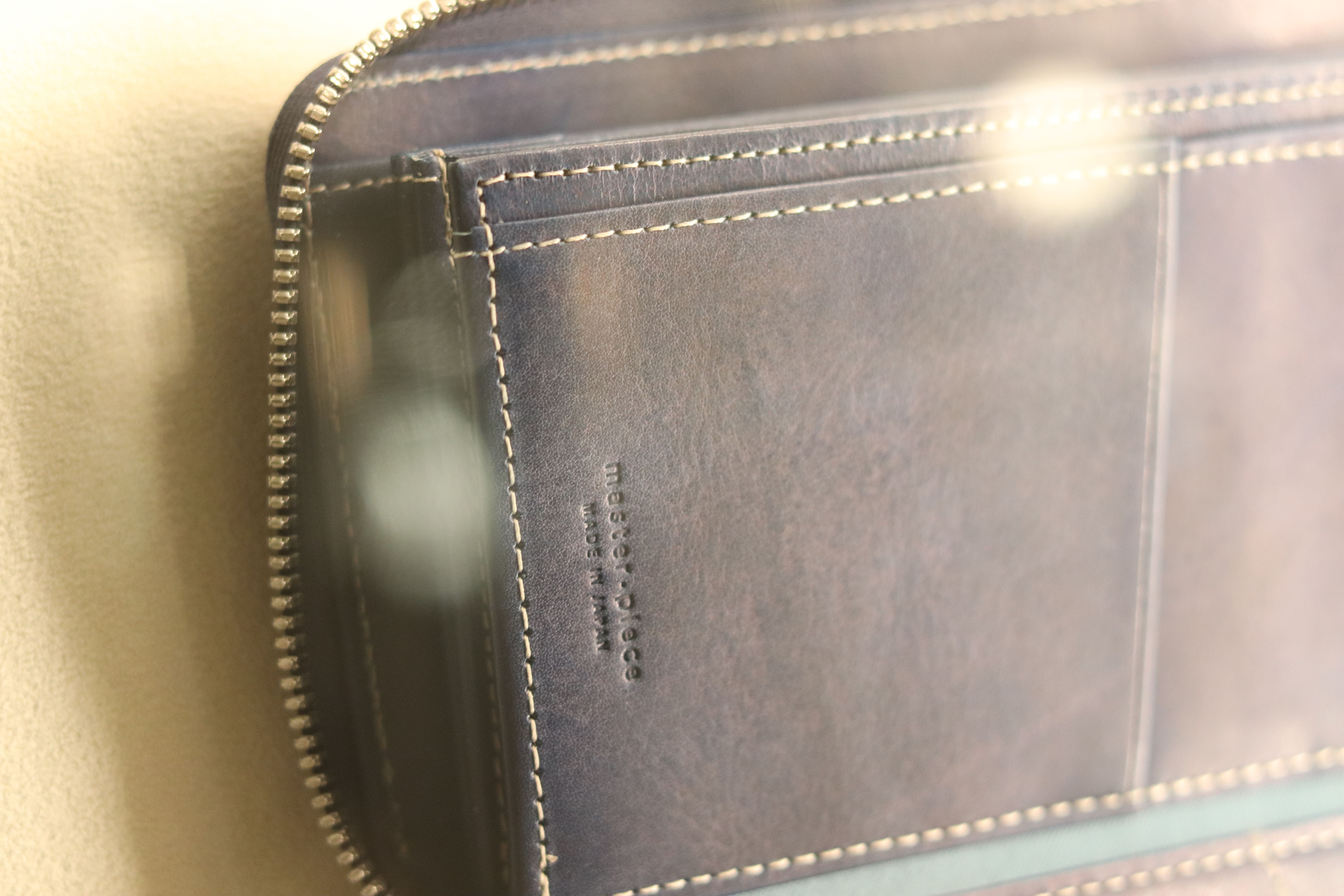 master-piece「Folder Indigo 【Exclusive In-Store Series】 ラウンドファスナーウォレット」|その他|