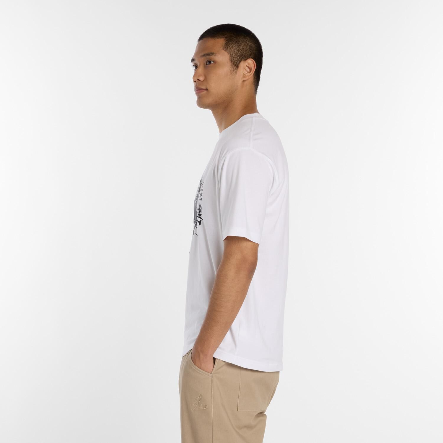 NEW BALANCE 「【NEW BALANCEｳｪｱ】M O.HｸﾞﾗﾌｨｯｸT1」|Tシャツ・カットソー|