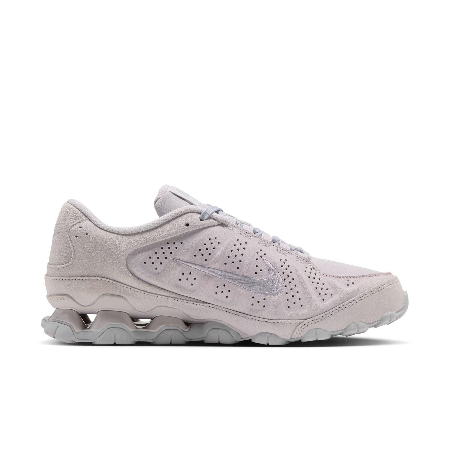 NIKE「【NIKE】W REAX 8 NSW SUEDE」|スニーカー|