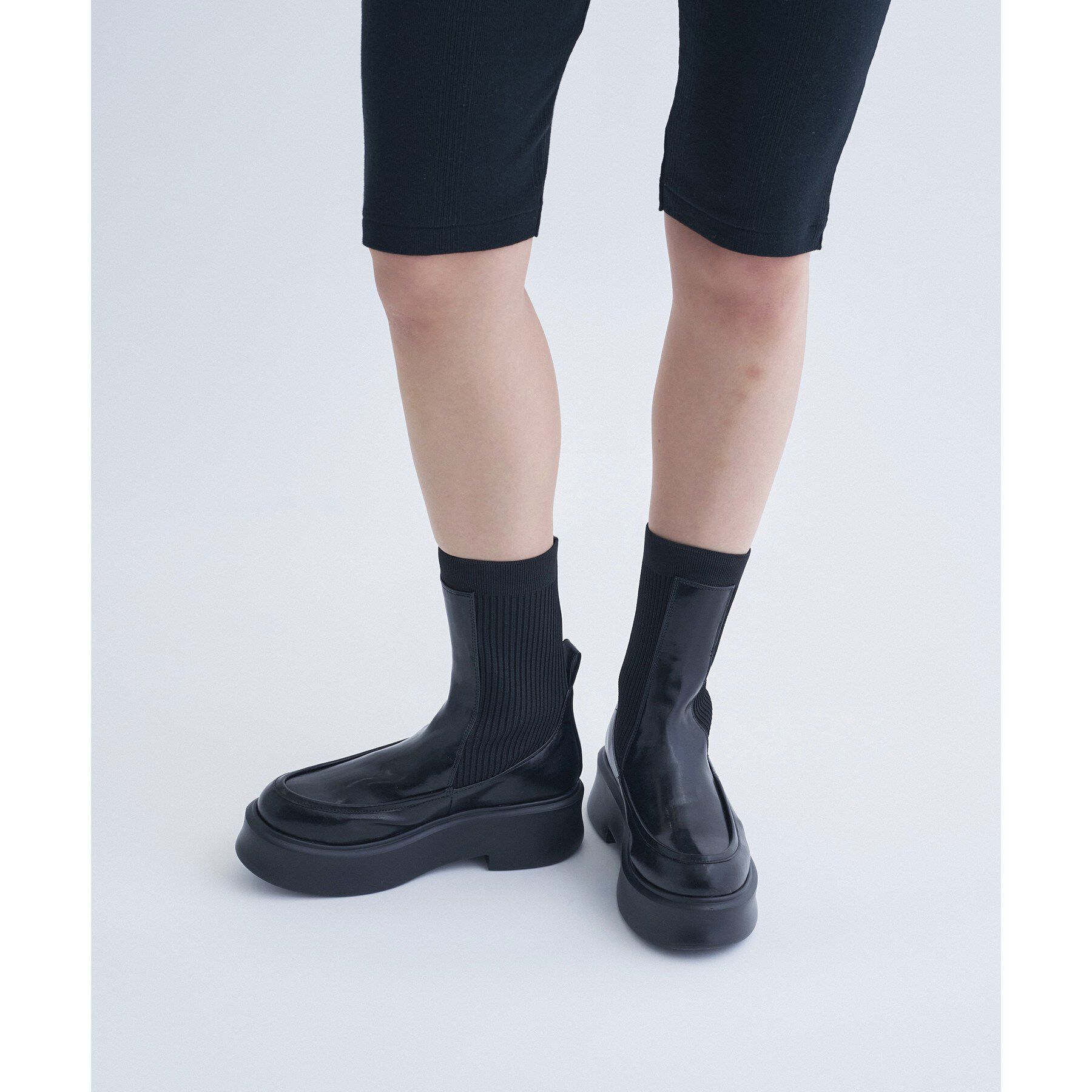 CODE A「ALM．｜BUENA PLATFORM BOOTS」|ショートブーツ|