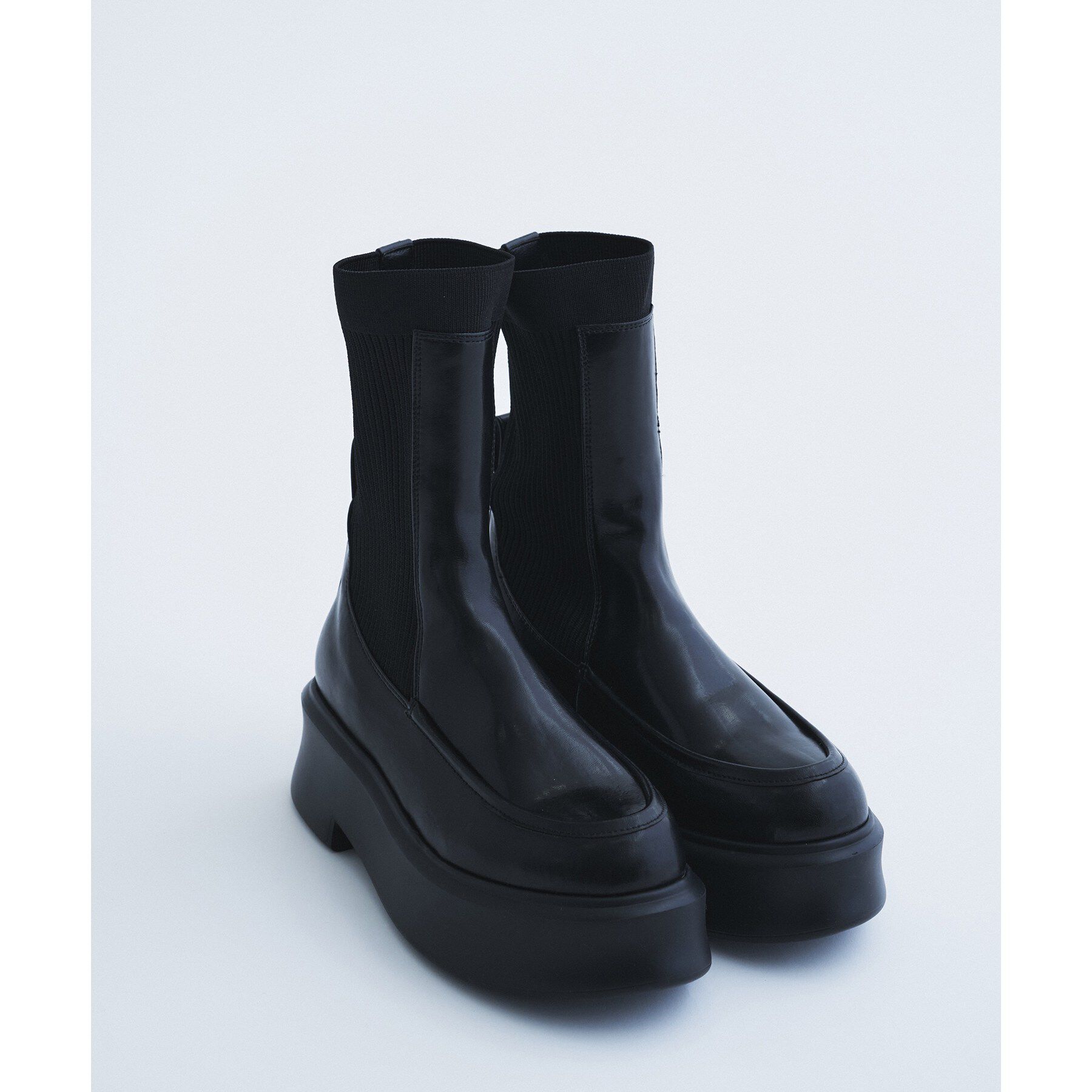 CODE A「ALM．｜BUENA PLATFORM BOOTS」|ショートブーツ|
