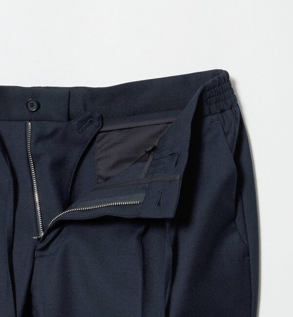 UNITED ARROWS「サイドシャーリング 1プリーツ スリムテーパード スラックス ヨコストレッチ」|スラックス|